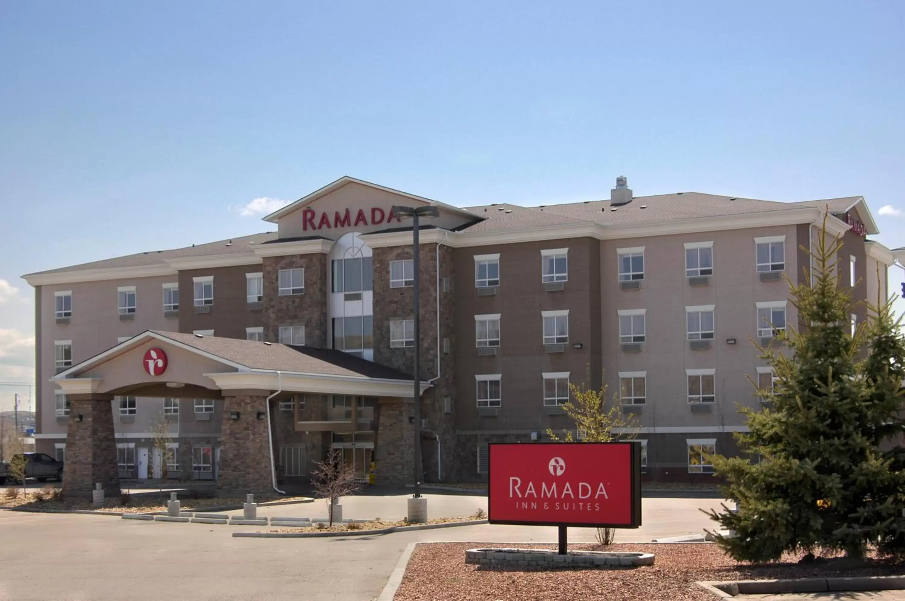 Ramada by Wyndham Drumheller Hotel & Suites Ramada by Wyndham Drumheller Hotel & Suites