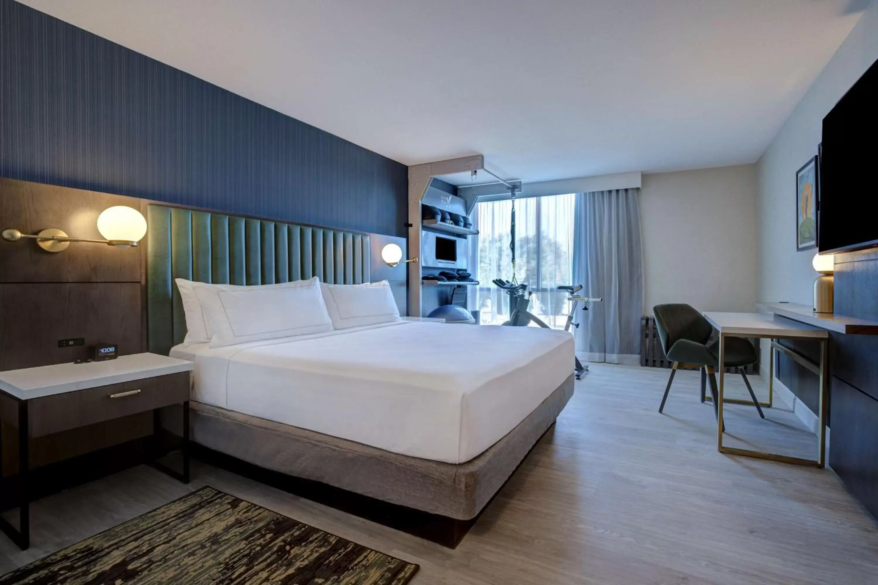 Premium King Room in Doubletree By Hilton Palmdale, Ca Premium King Room in Doubletree By Hilton Palmdale, Ca