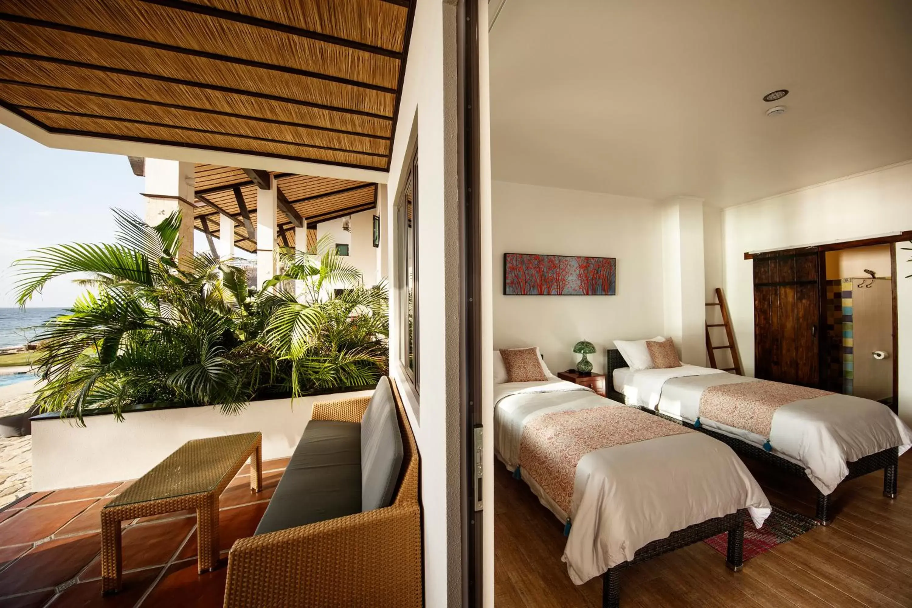 Deluxe Double Room with Balcony and Sea View - single occupancy in Emoha Dive Resort Deluxe Double Room with Balcony and Sea View - single occupancy in Emoha Dive Resort