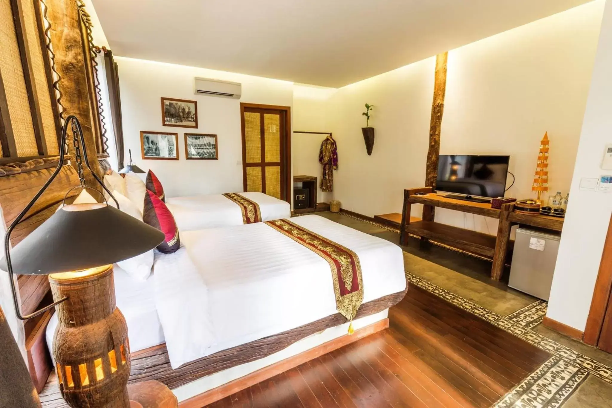 Premier Deluxe Twin Room with Balcony in Java Wooden Villa & Residence Premier Deluxe Twin Room with Balcony in Java Wooden Villa & Residence