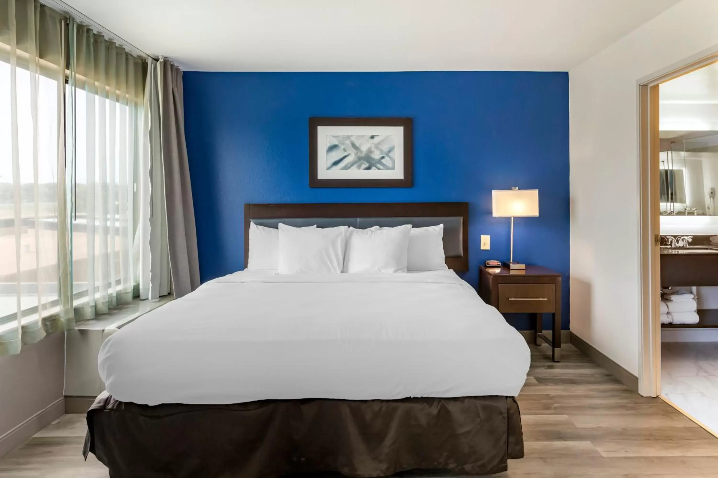 King Suite - Non Smoking in Comfort Inn & Suites Grand Blanc-Flint King Suite - Non Smoking in Comfort Inn & Suites Grand Blanc-Flint