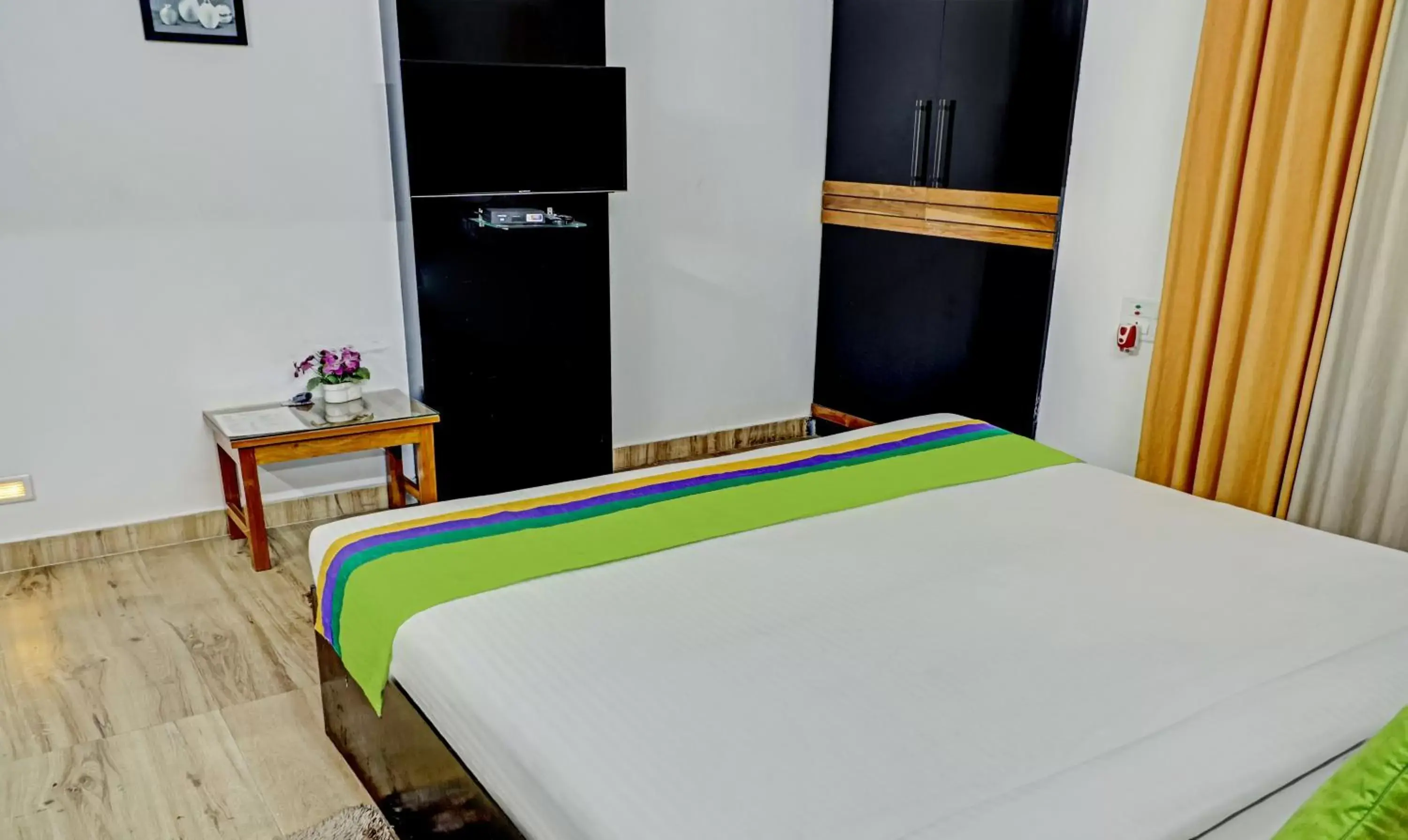 Deluxe Double Room in Treebo Umal Homestay Ganeshguri Deluxe Double Room in Treebo Umal Homestay Ganeshguri