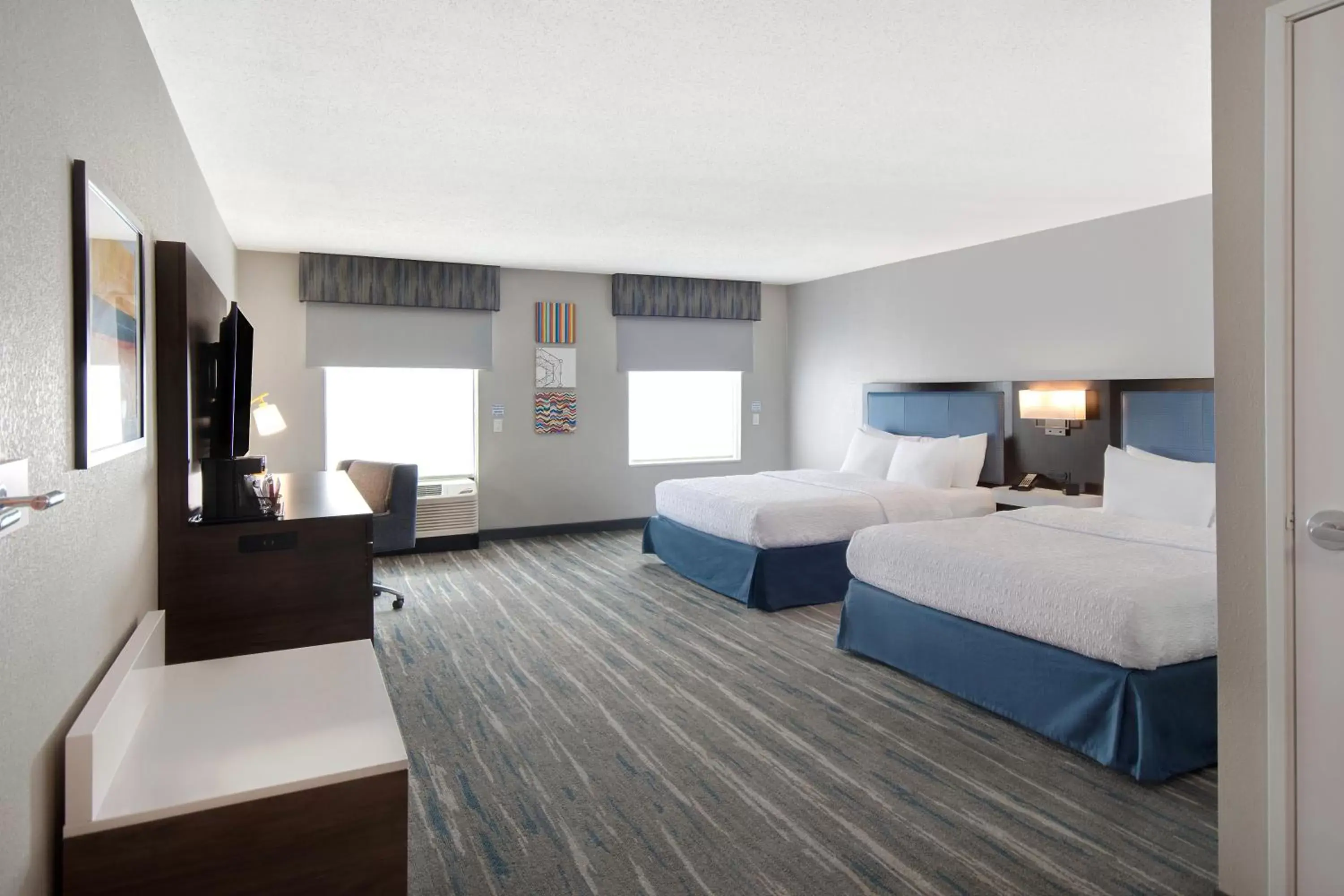 Queen Studio Suite with Two Queen Beds - Non-Smoking in Hampton Inn & Suites Dayton-Vandalia Queen Studio Suite with Two Queen Beds - Non-Smoking in Hampton Inn & Suites Dayton-Vandalia
