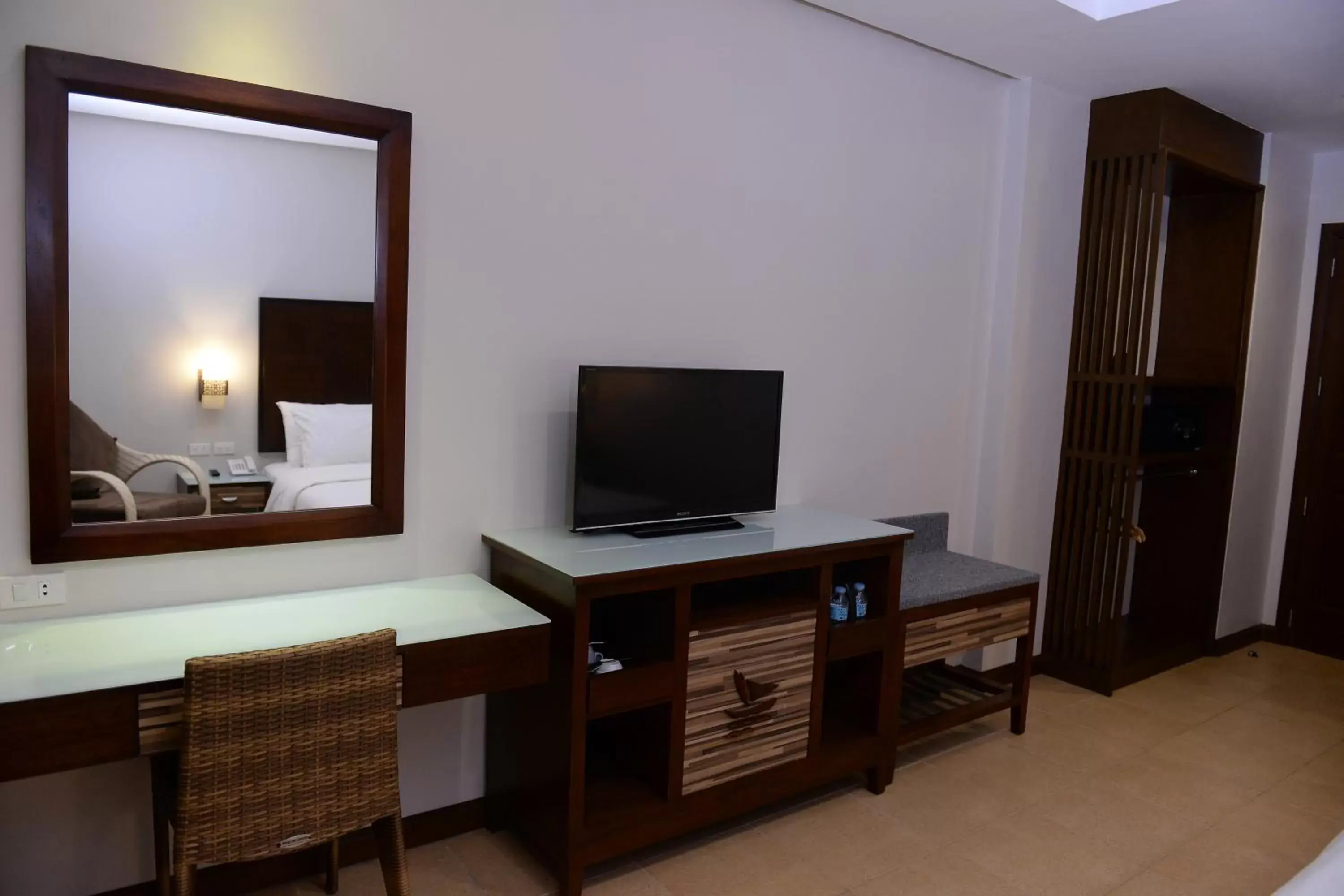 Superior Queen Room in MO2 Lagoon Coron Superior Queen Room in MO2 Lagoon Coron