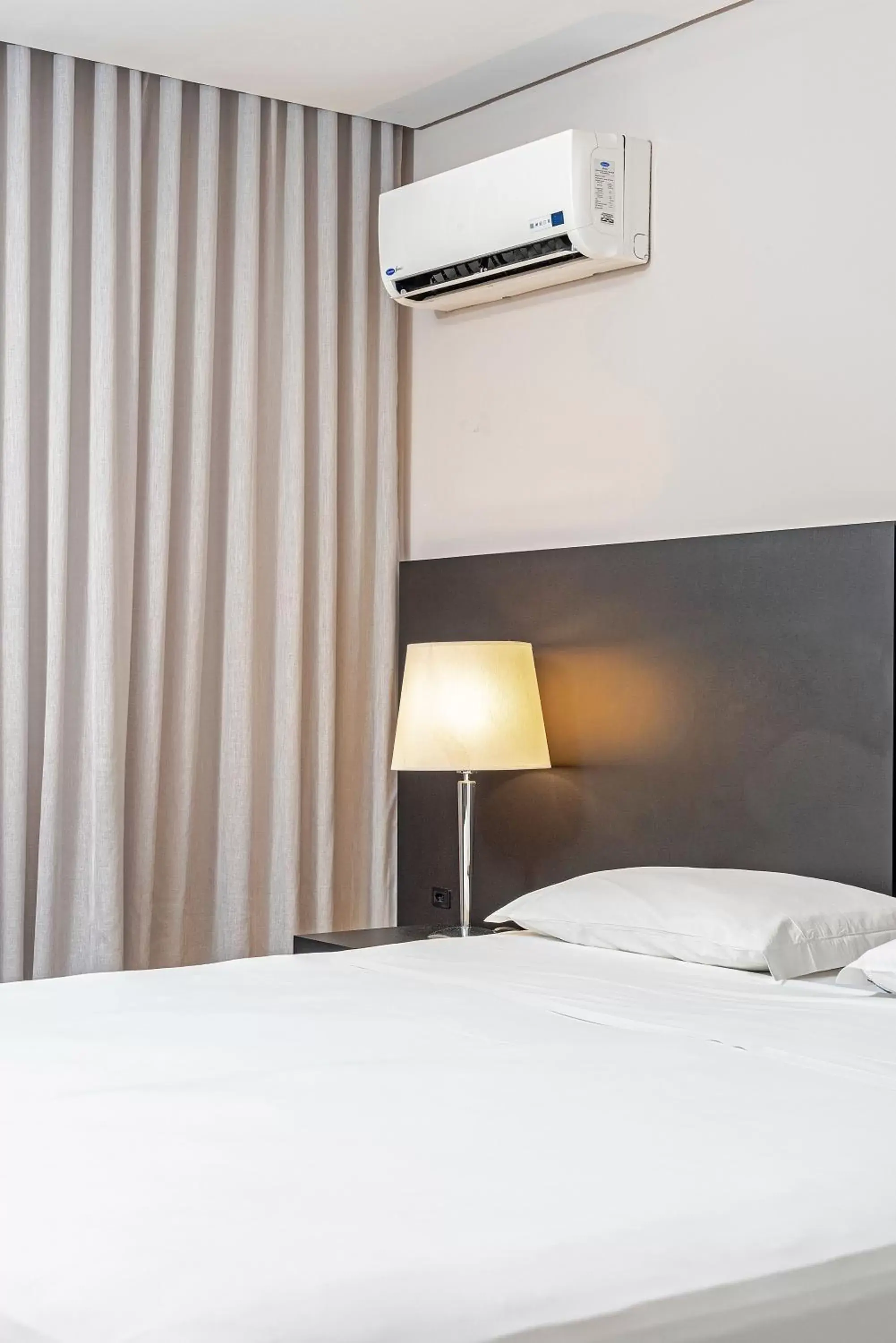 Quarto Duplo Deluxe com Vista do Mar in Slaviero Baia Norte Florianópolis Quarto Duplo Deluxe com Vista do Mar in Slaviero Baia Norte Florianópolis