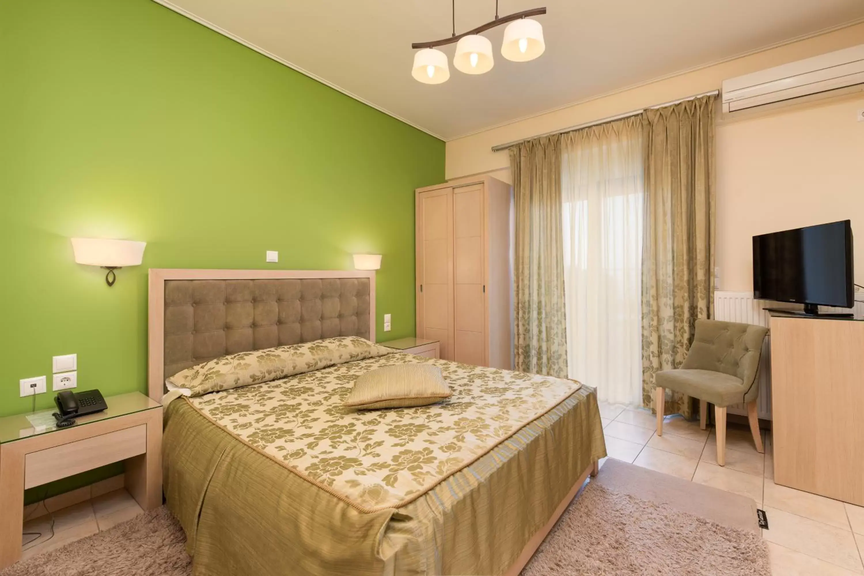 Standard Room with Sea View - single occupancy in Heliotrope Hotels Standard Room with Sea View - single occupancy in Heliotrope Hotels