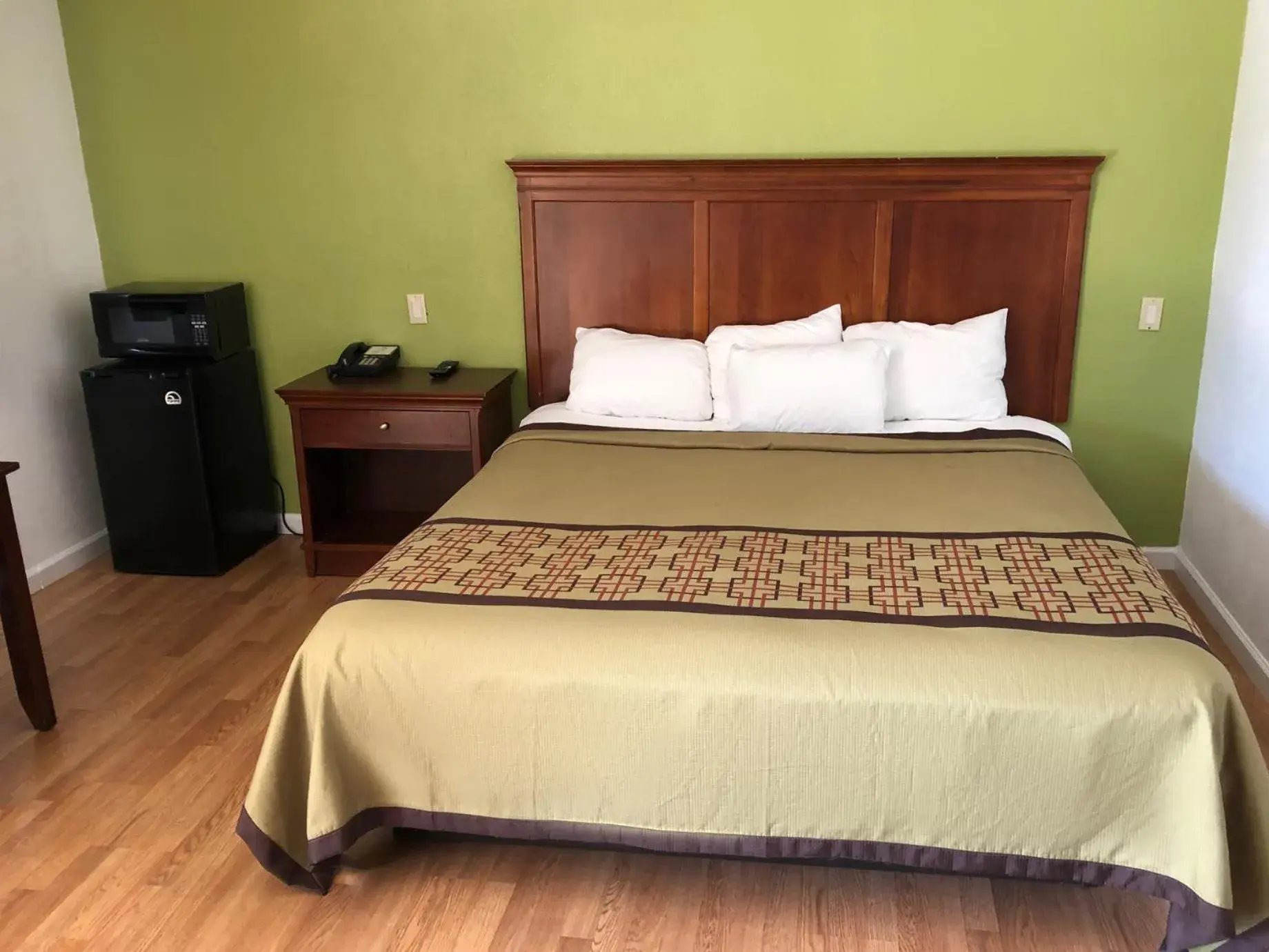 Americas Best Value Inn Visalia Americas Best Value Inn Visalia