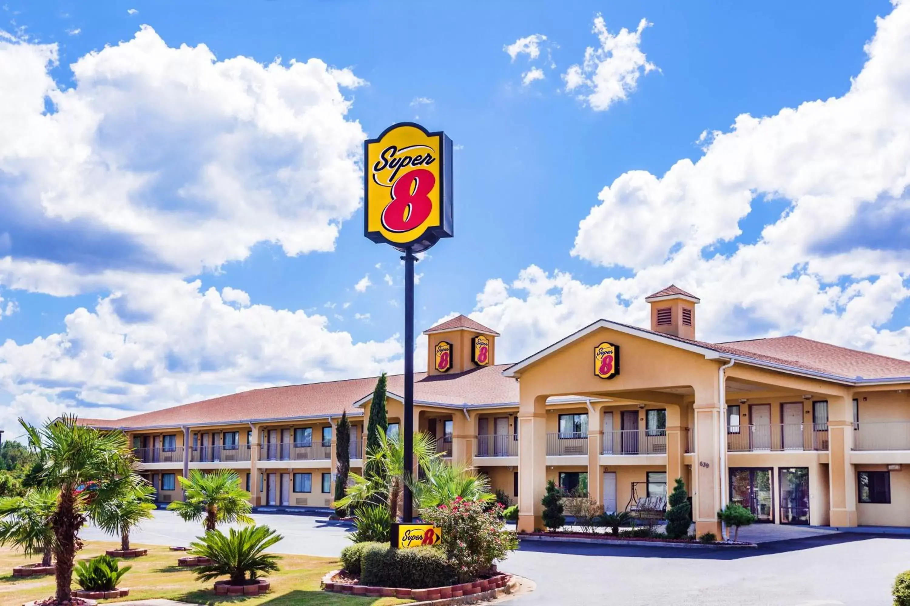 Super 8 by Wyndham Prattville Montgomery Super 8 by Wyndham Prattville Montgomery