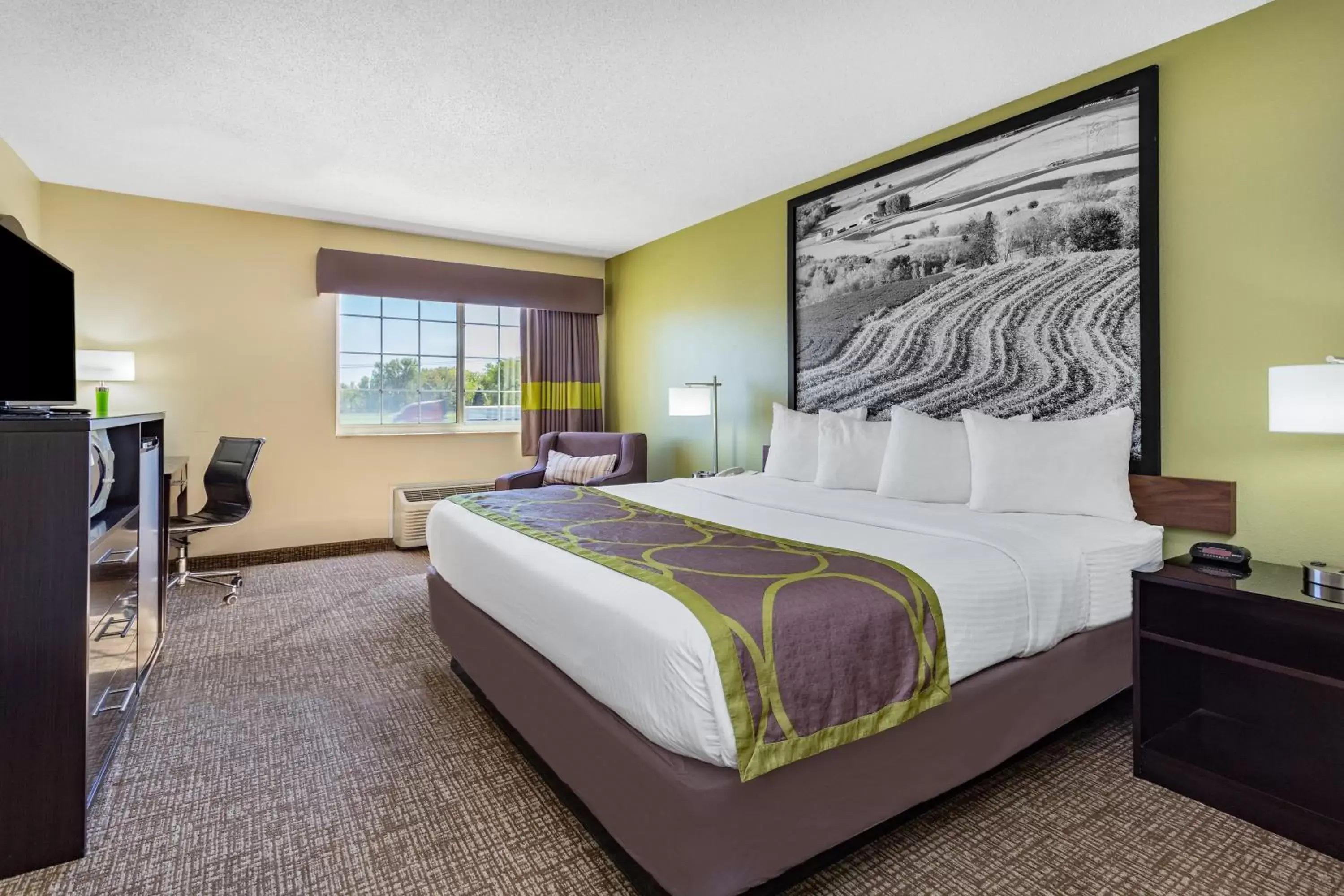 King Room - Non-Smoking in Super 8 by Wyndham Emmetsburg King Room - Non-Smoking in Super 8 by Wyndham Emmetsburg