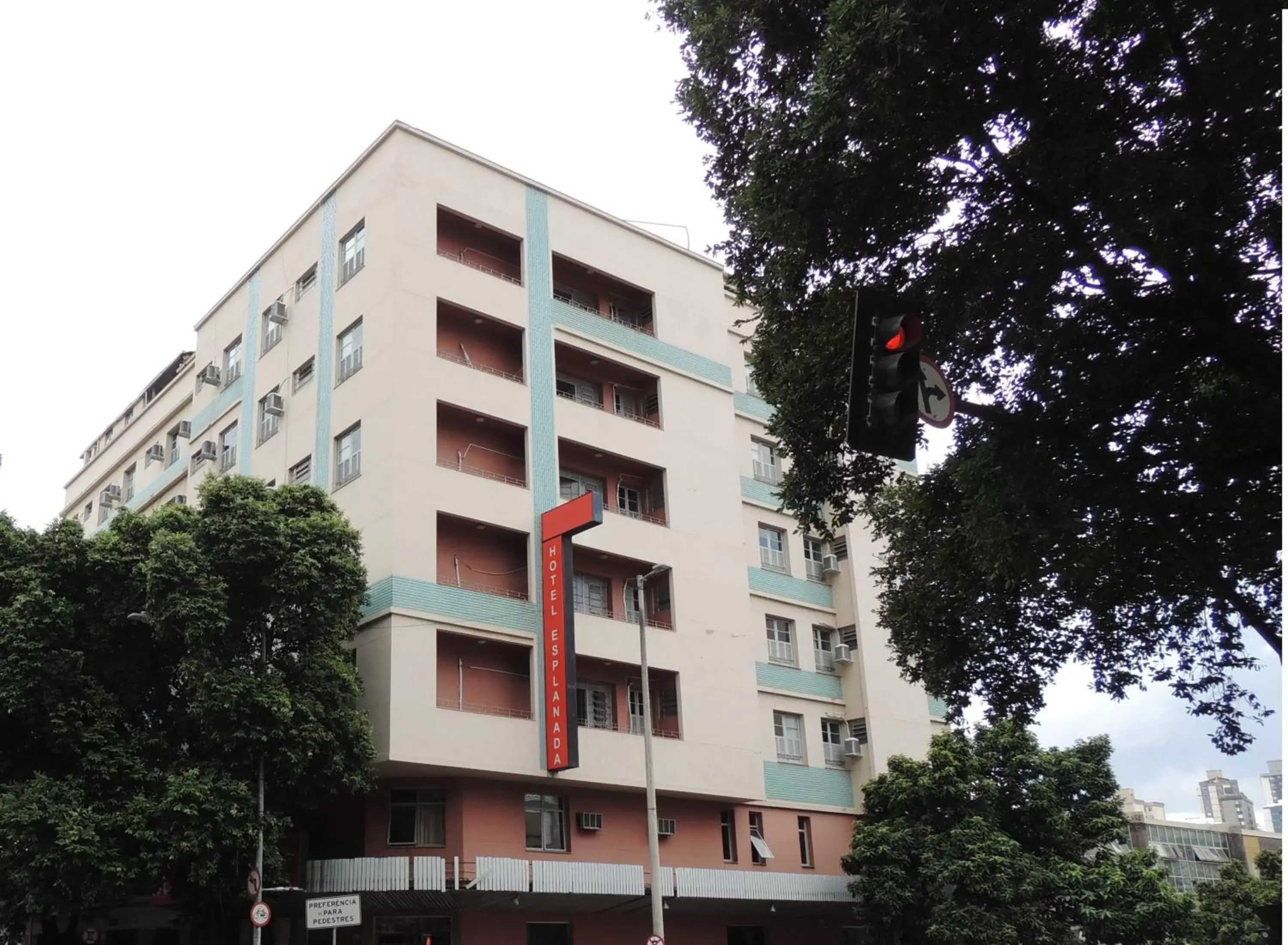 Hotel Esplanada Belo Horizonte - Proximo a Estacao de Trem Hotel Esplanada Belo Horizonte - Proximo a Estacao de Trem