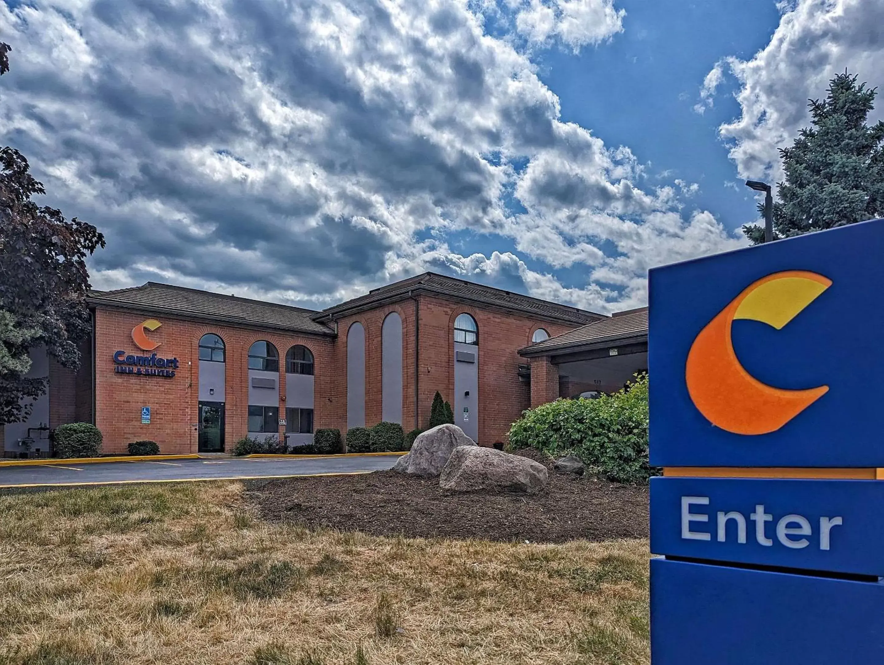 Comfort Inn & Suites Mundelein-Vernon Hills Comfort Inn & Suites Mundelein-Vernon Hills
