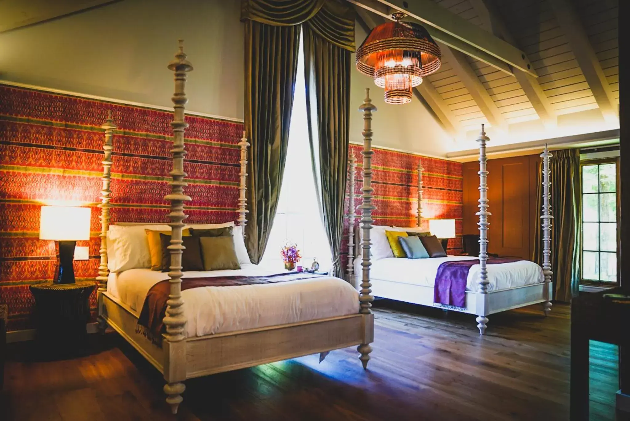 Queen Room with Two Queen Beds in Bann at Oak Knoll Napa Queen Room with Two Queen Beds in Bann at Oak Knoll Napa