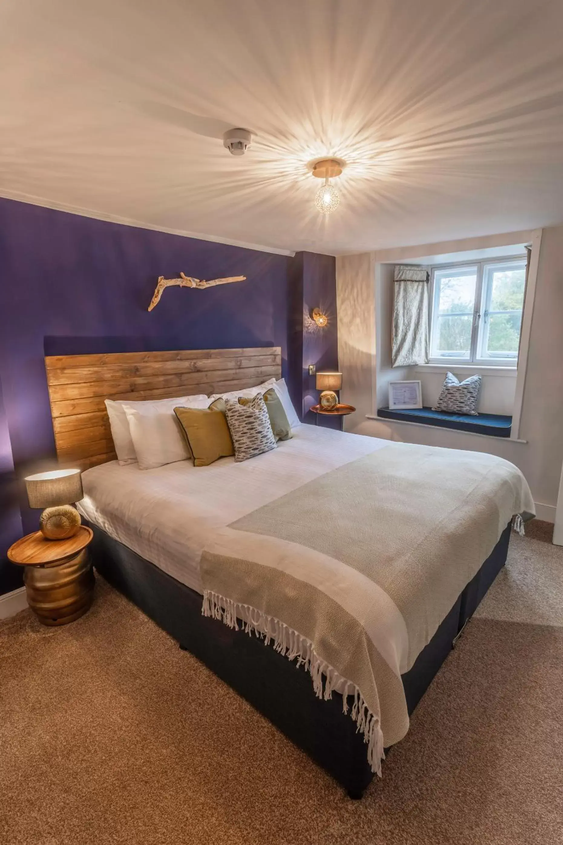 Twin Room with Shower in Church House Inn, Churchstow Twin Room with Shower in Church House Inn, Churchstow