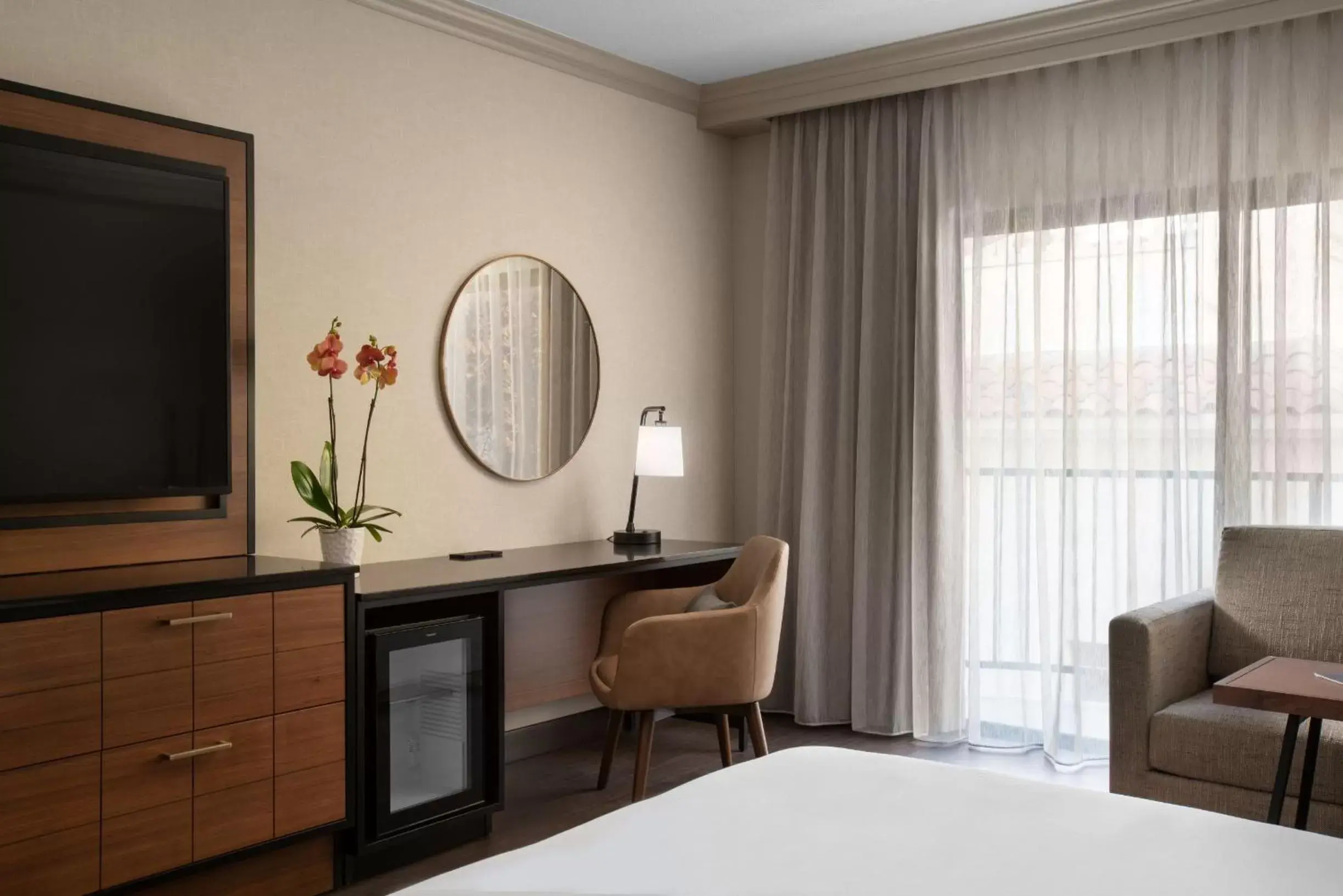 Queen Room with Two Queen Beds in Hyatt Regency Westlake Queen Room with Two Queen Beds in Hyatt Regency Westlake