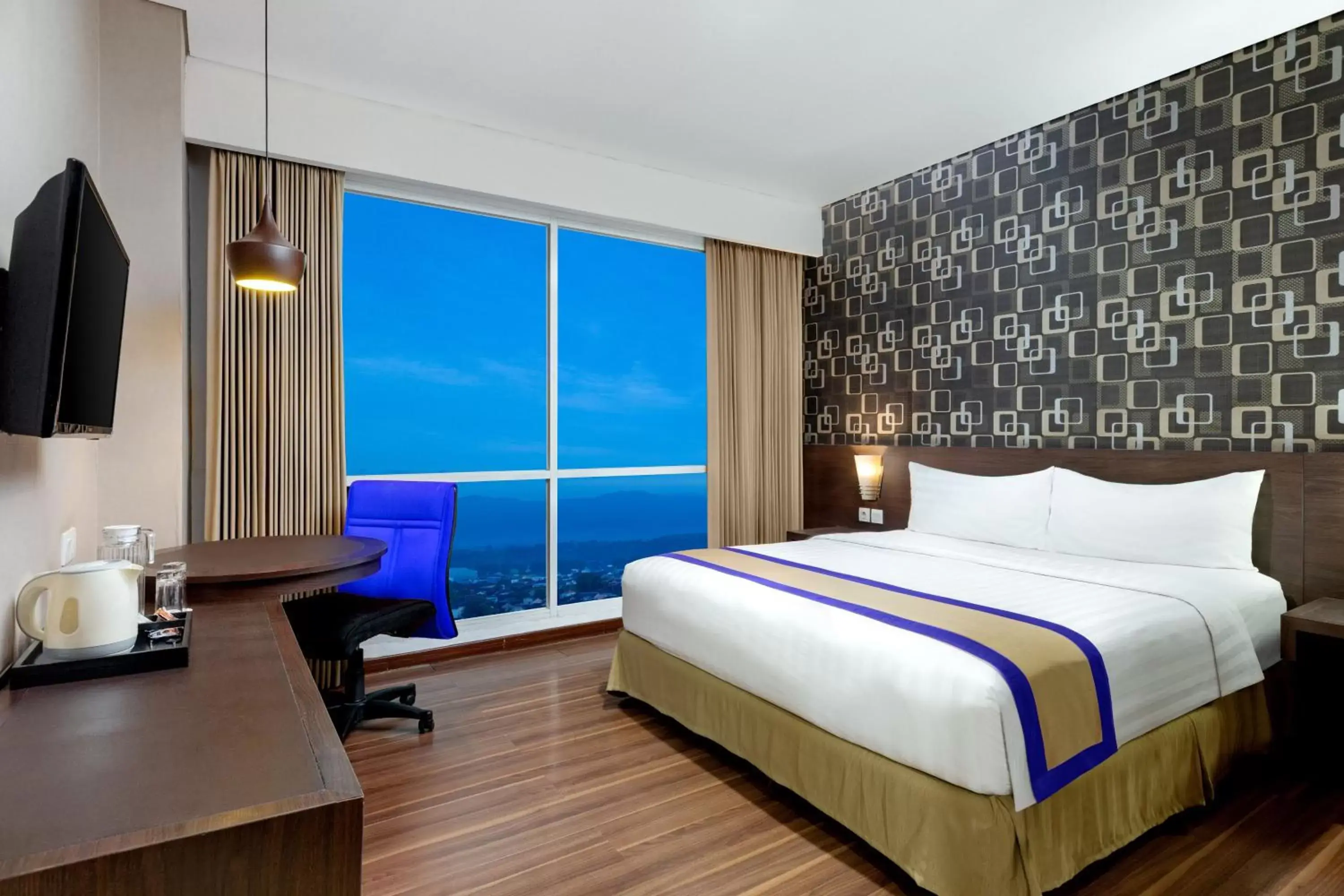 Deluxe Room in Aston Jember Hotel & Conference Center Deluxe Room in Aston Jember Hotel & Conference Center