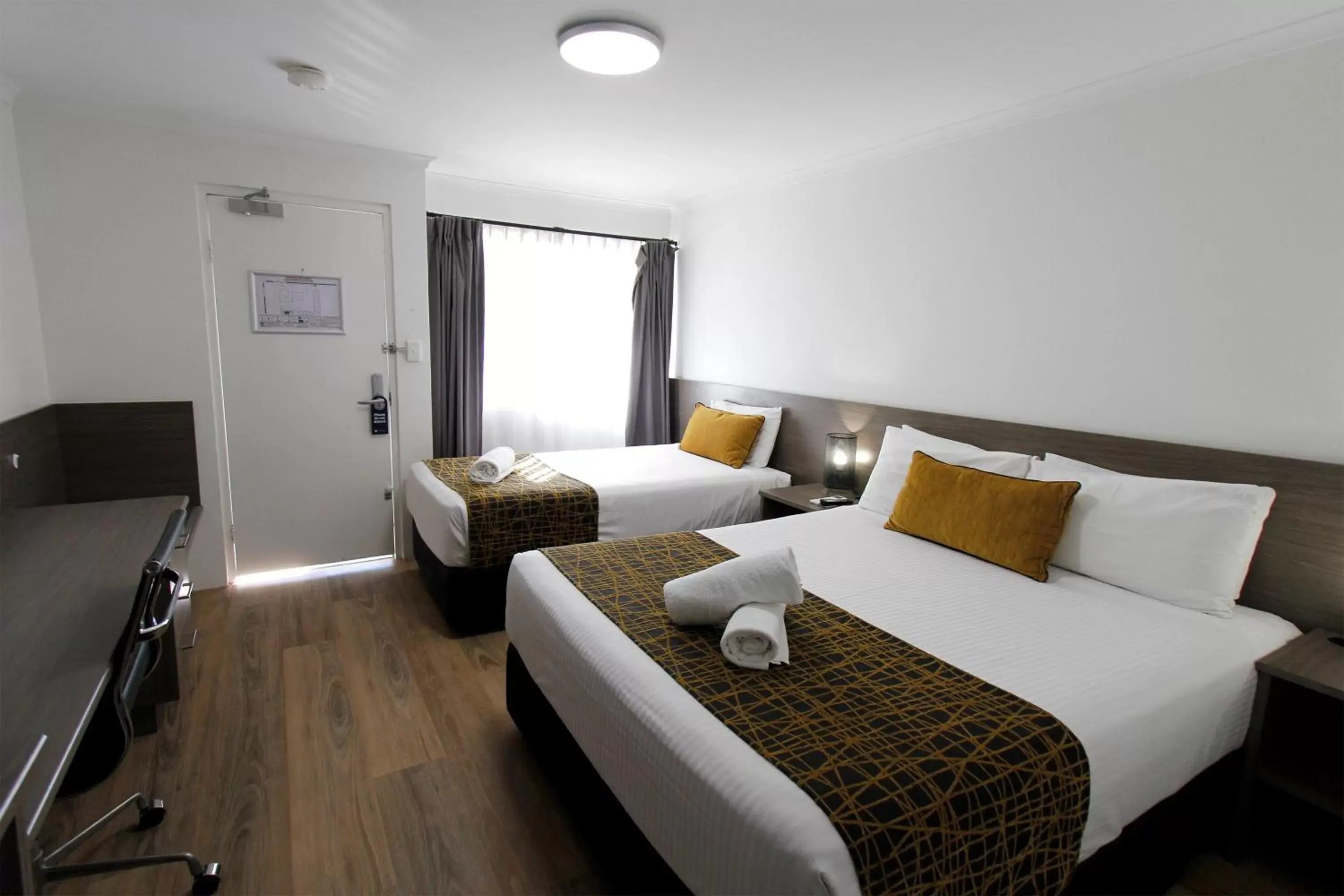 Queen Twin Executive in The Stirling Motel Queen Twin Executive in The Stirling Motel