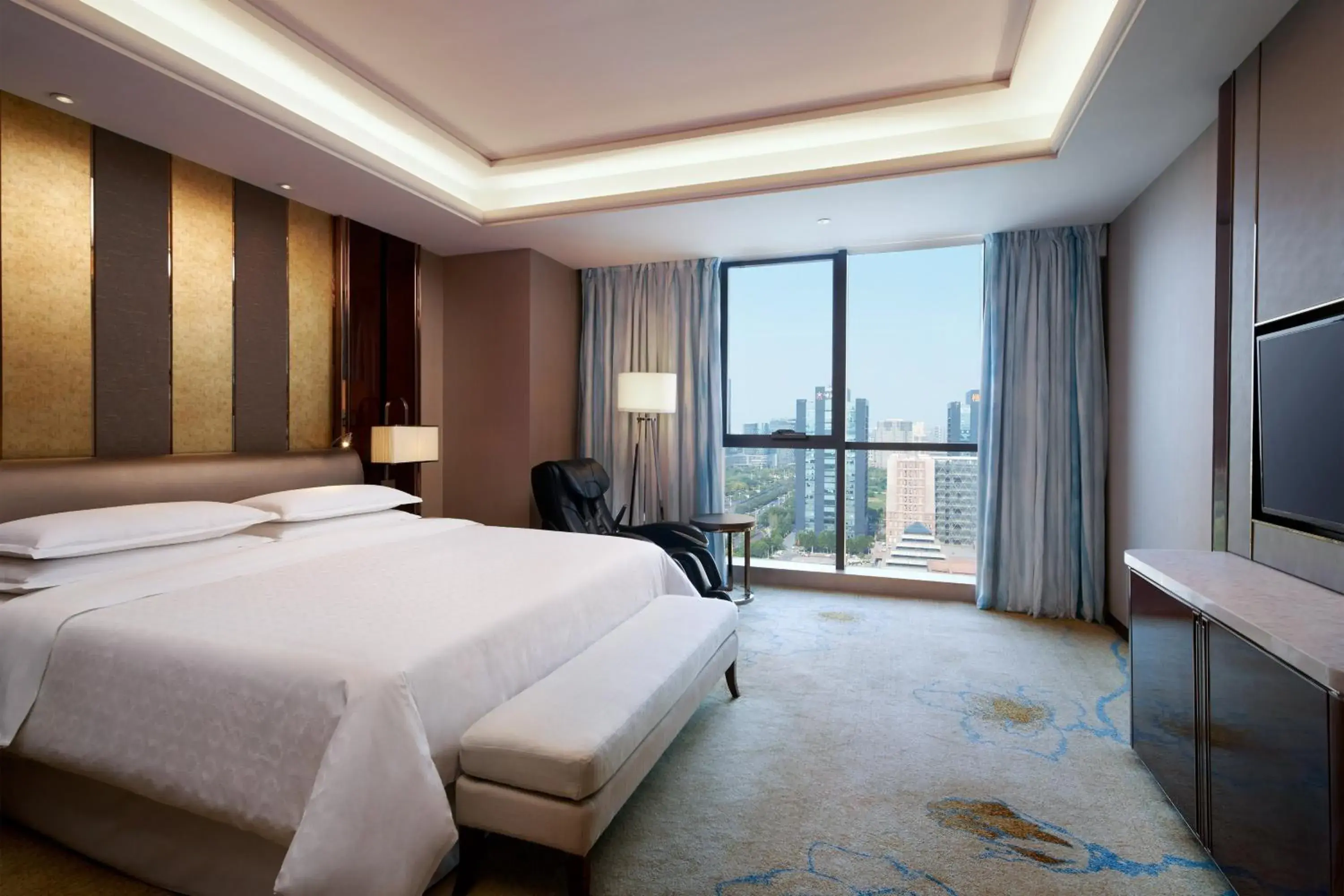 Executive Club Suite in Sheraton Grand Zhengzhou Hotel Executive Club Suite in Sheraton Grand Zhengzhou Hotel