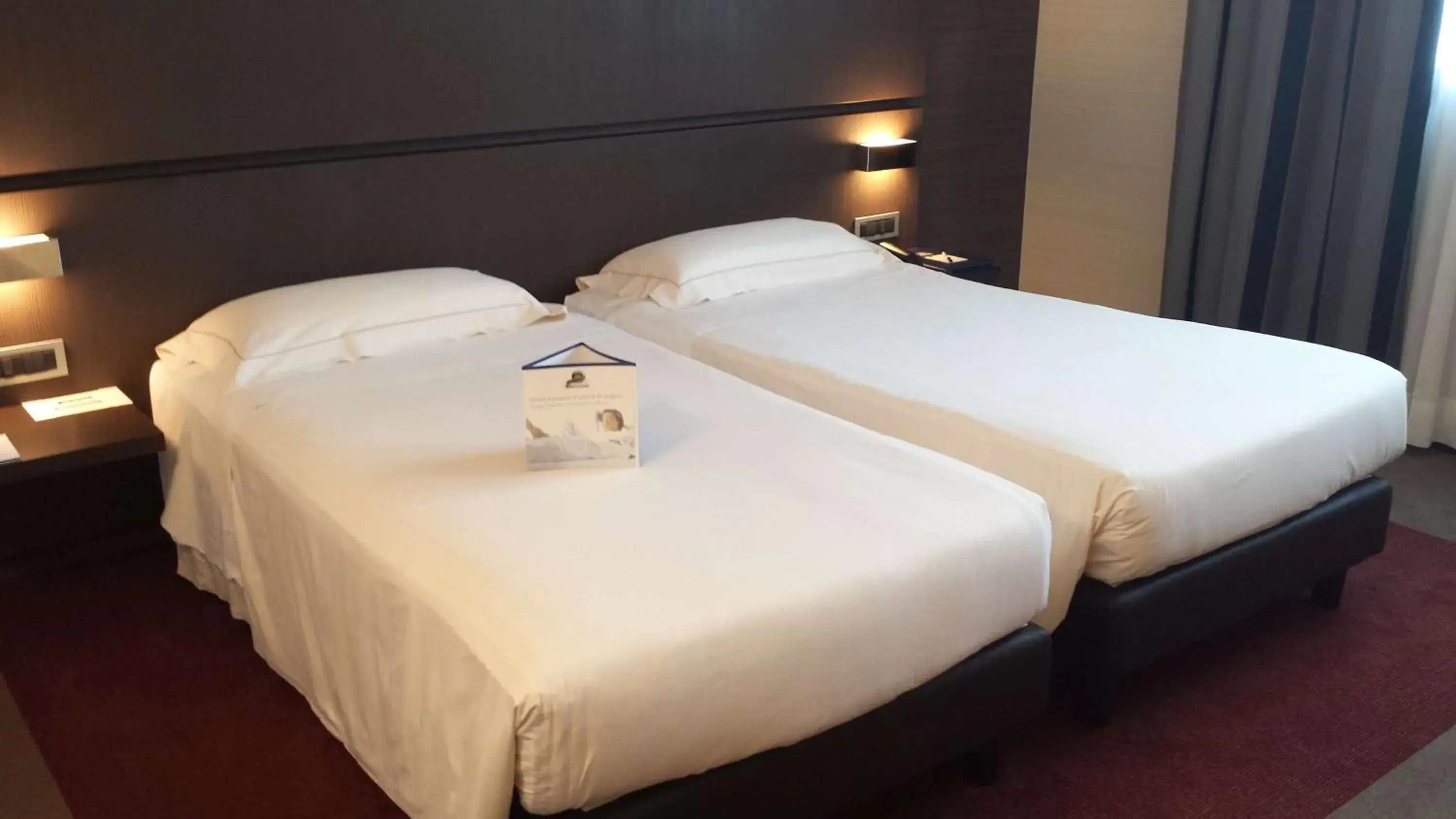 Comfort Twin Room in Best Western Plus Hotel Monza e Brianza Palace Comfort Twin Room in Best Western Plus Hotel Monza e Brianza Palace