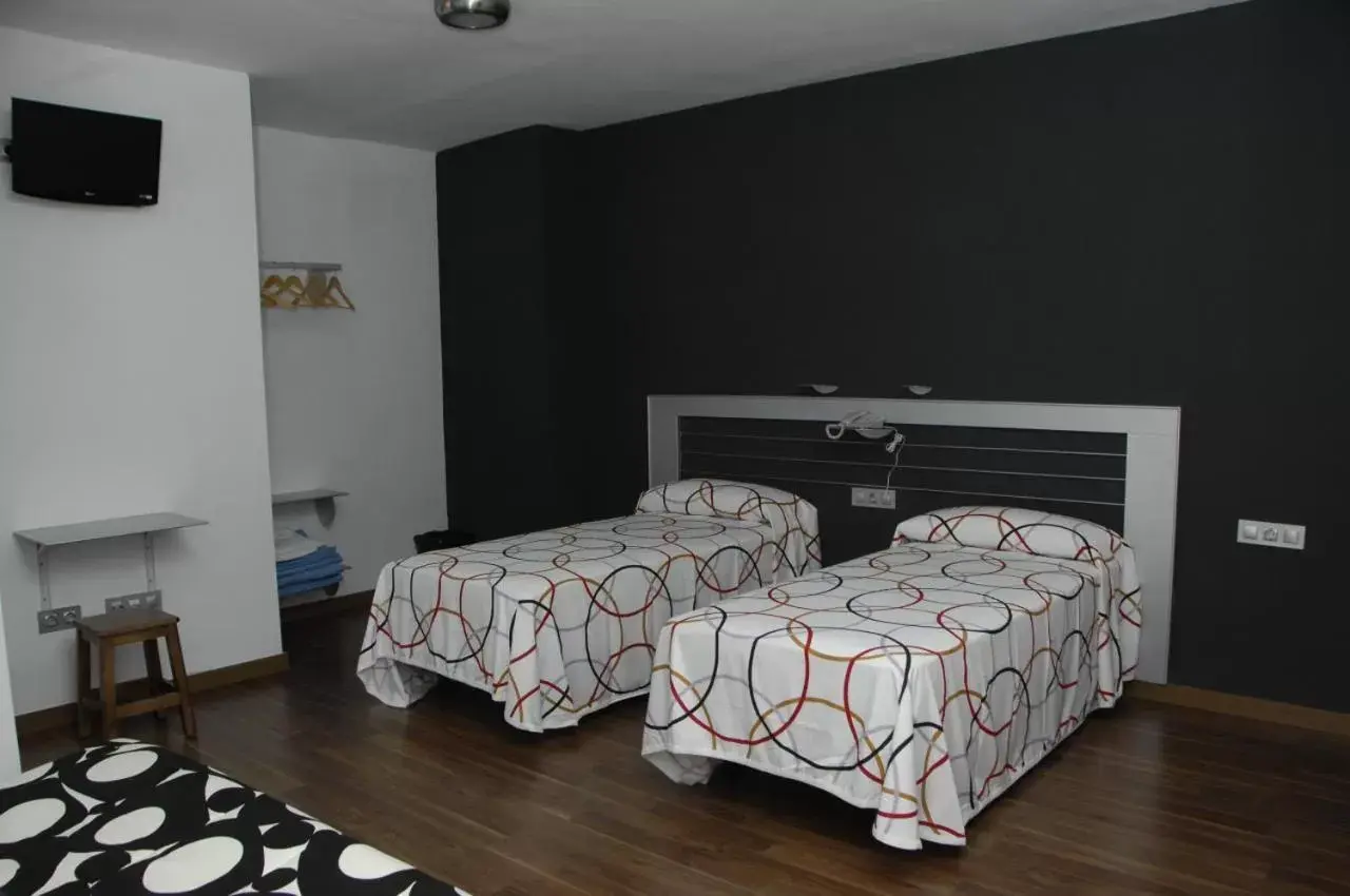 Superior Twin Room in Hotel La Colombina Superior Twin Room in Hotel La Colombina