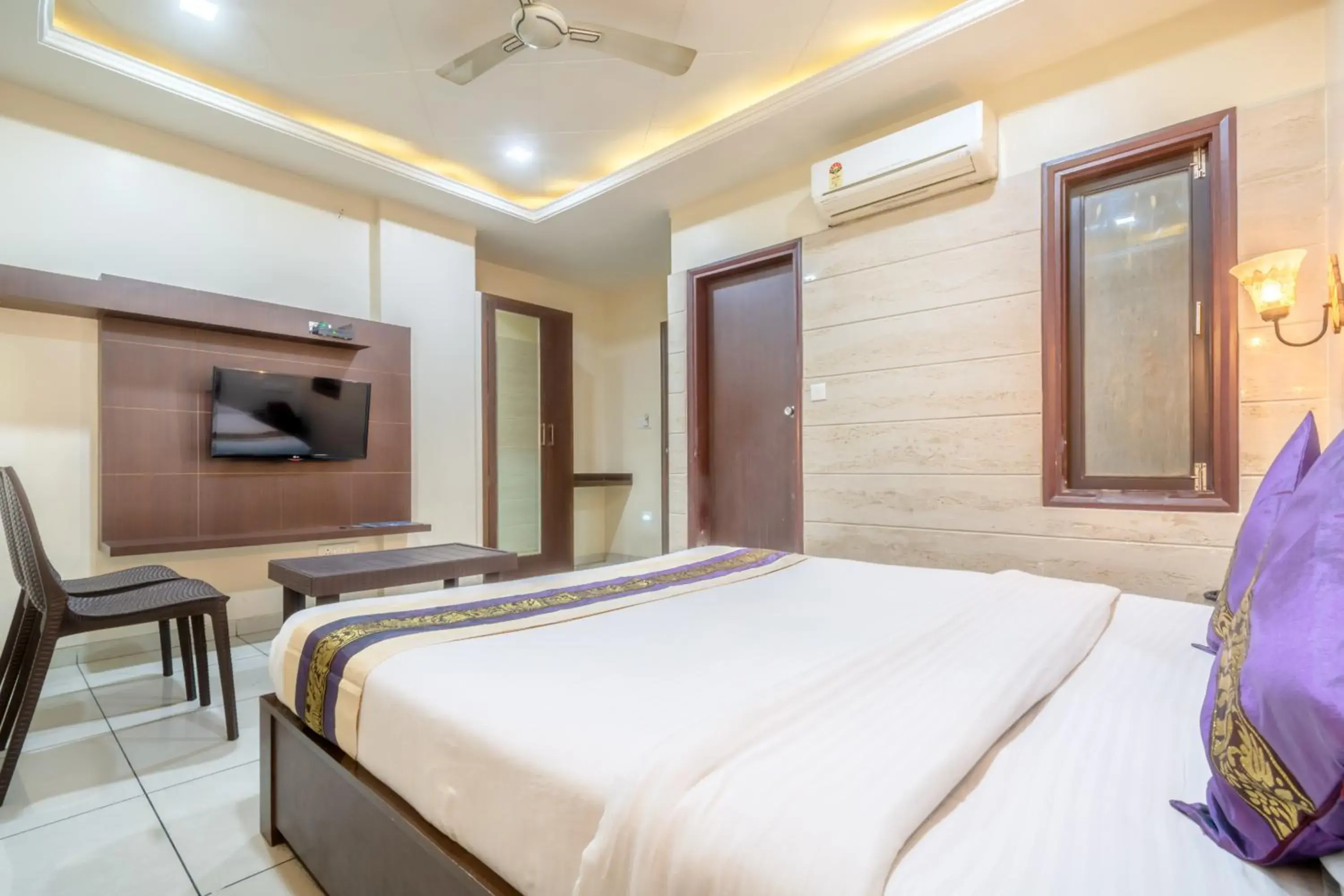 King Room in Hotel Sunday Inn King Room in Hotel Sunday Inn