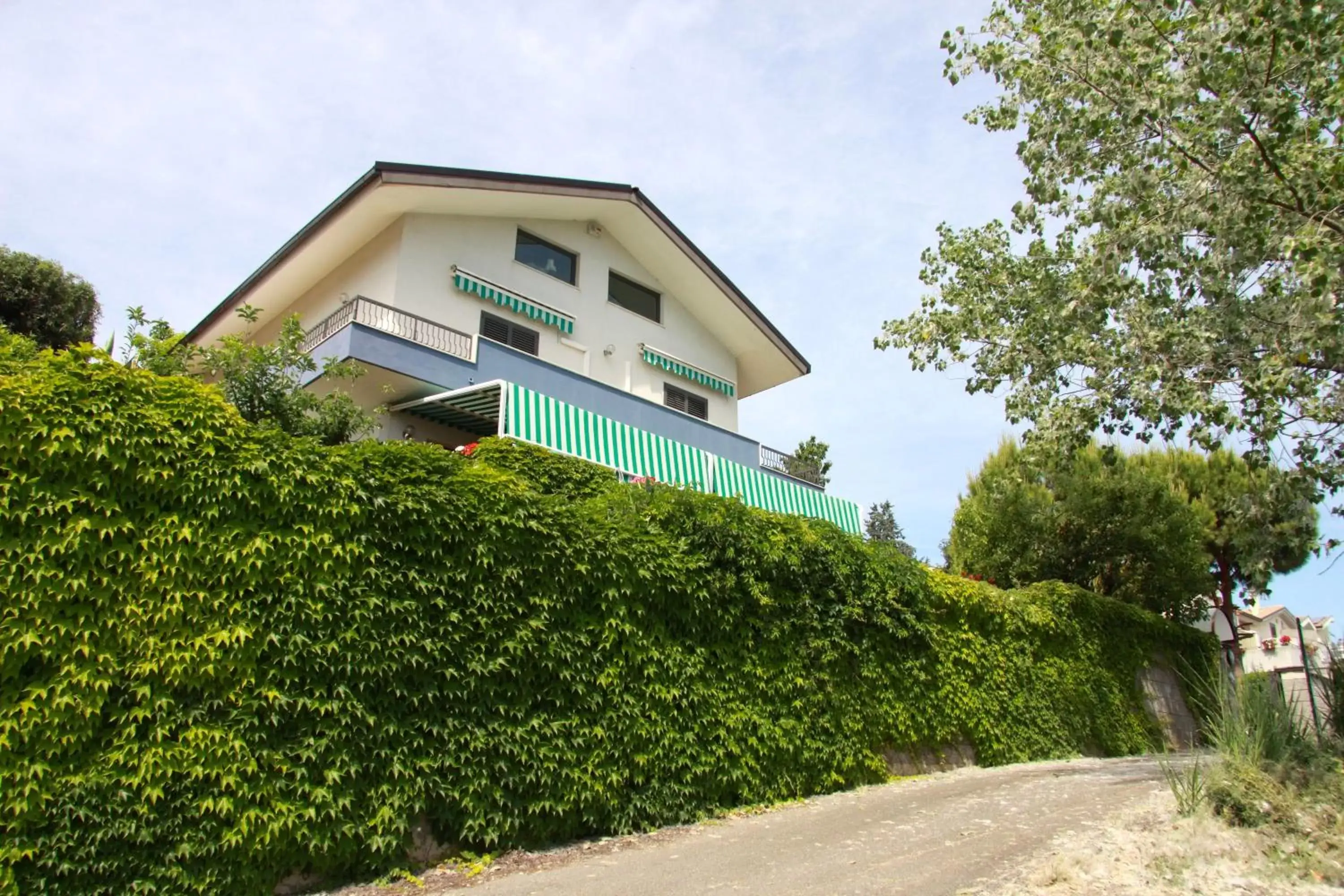 Property Building in The Incantation Guest House Property Building in The Incantation Guest House