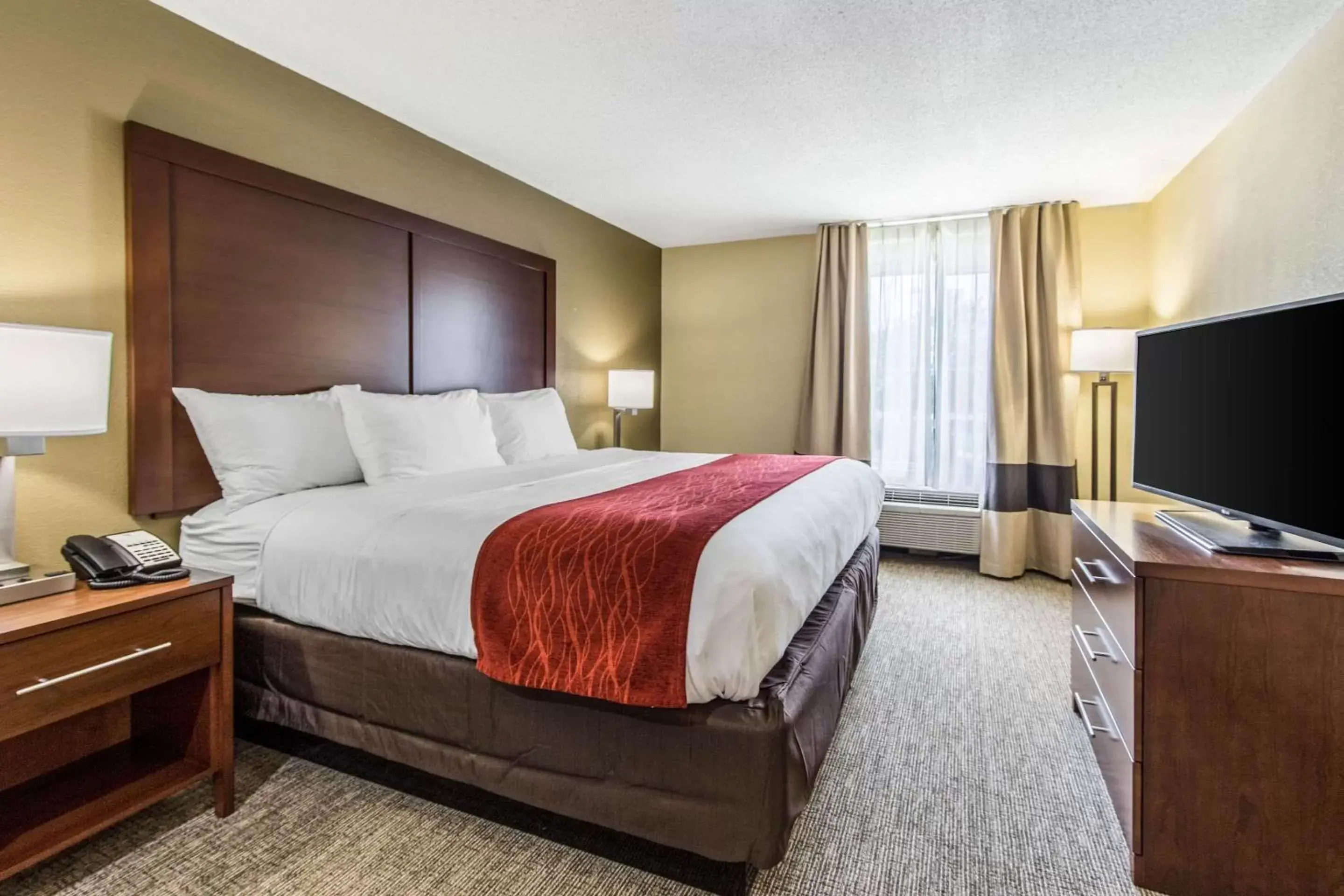 King Room - Disability Access/Non-Smoking in Comfort Inn & Suites Greenwood near University King Room - Disability Access/Non-Smoking in Comfort Inn & Suites Greenwood near University