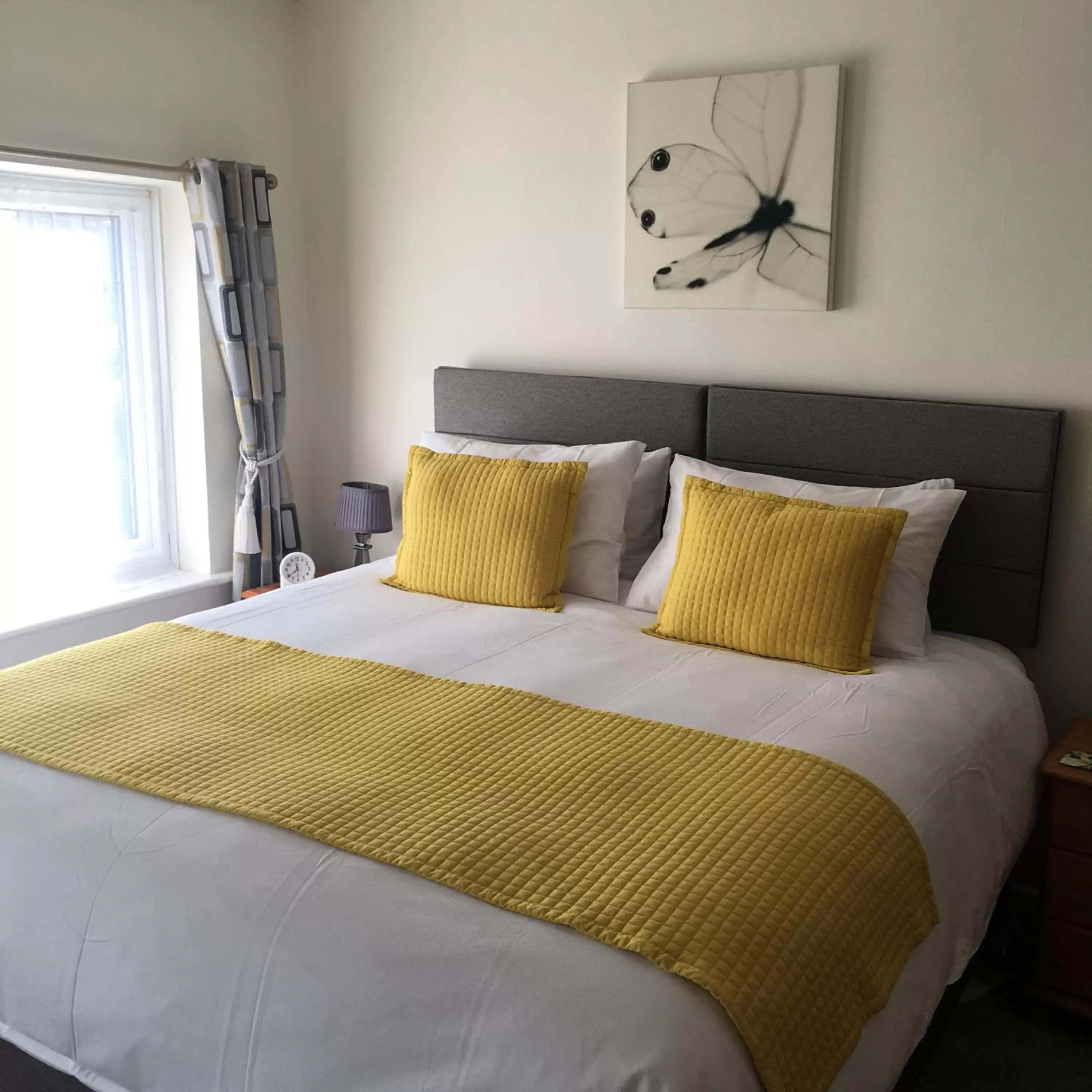 Large Double or Twin Room in Spurwing Guest House Large Double or Twin Room in Spurwing Guest House