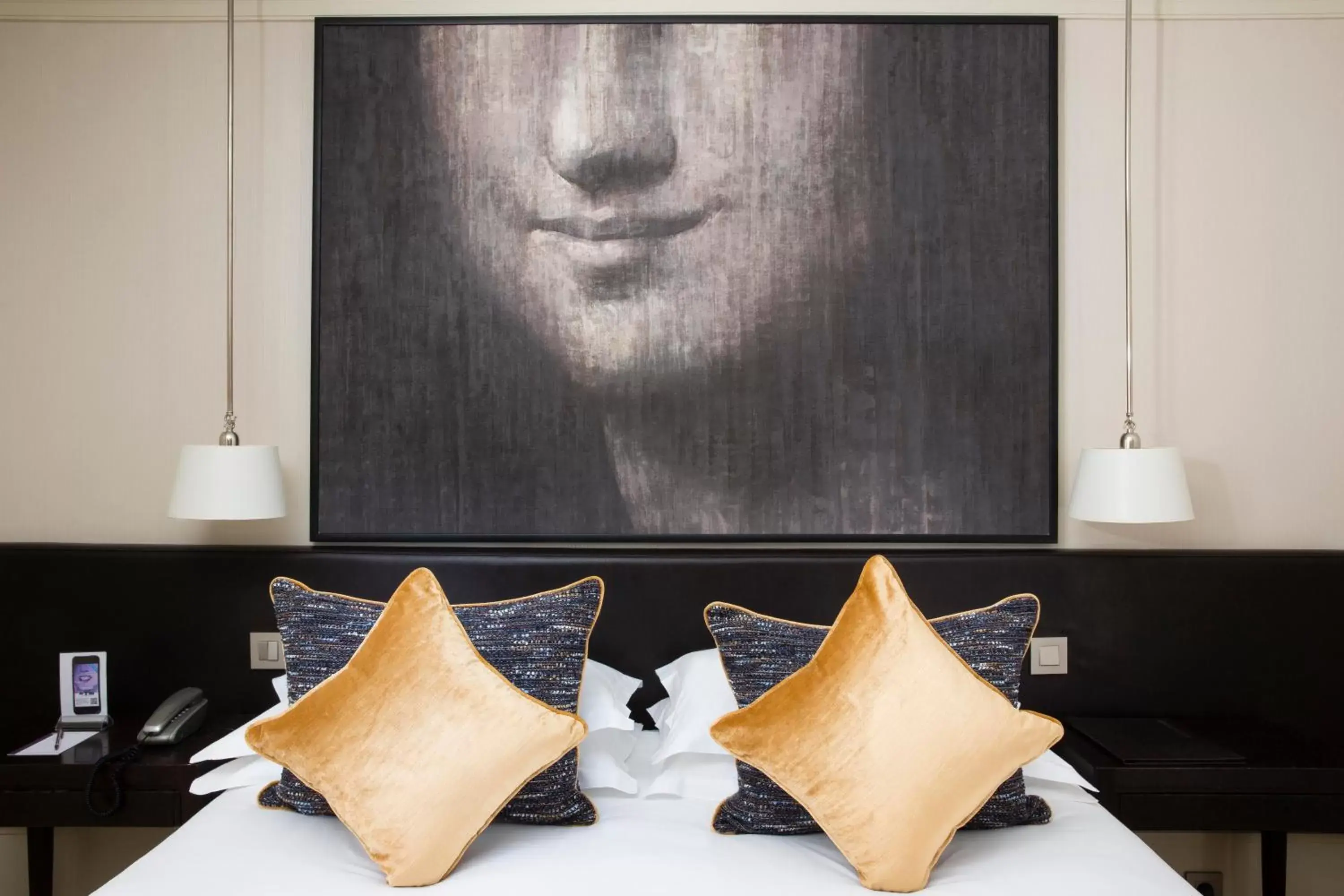 Club Queen Room in Hôtel l'Inattendu Club Queen Room in Hôtel l'Inattendu