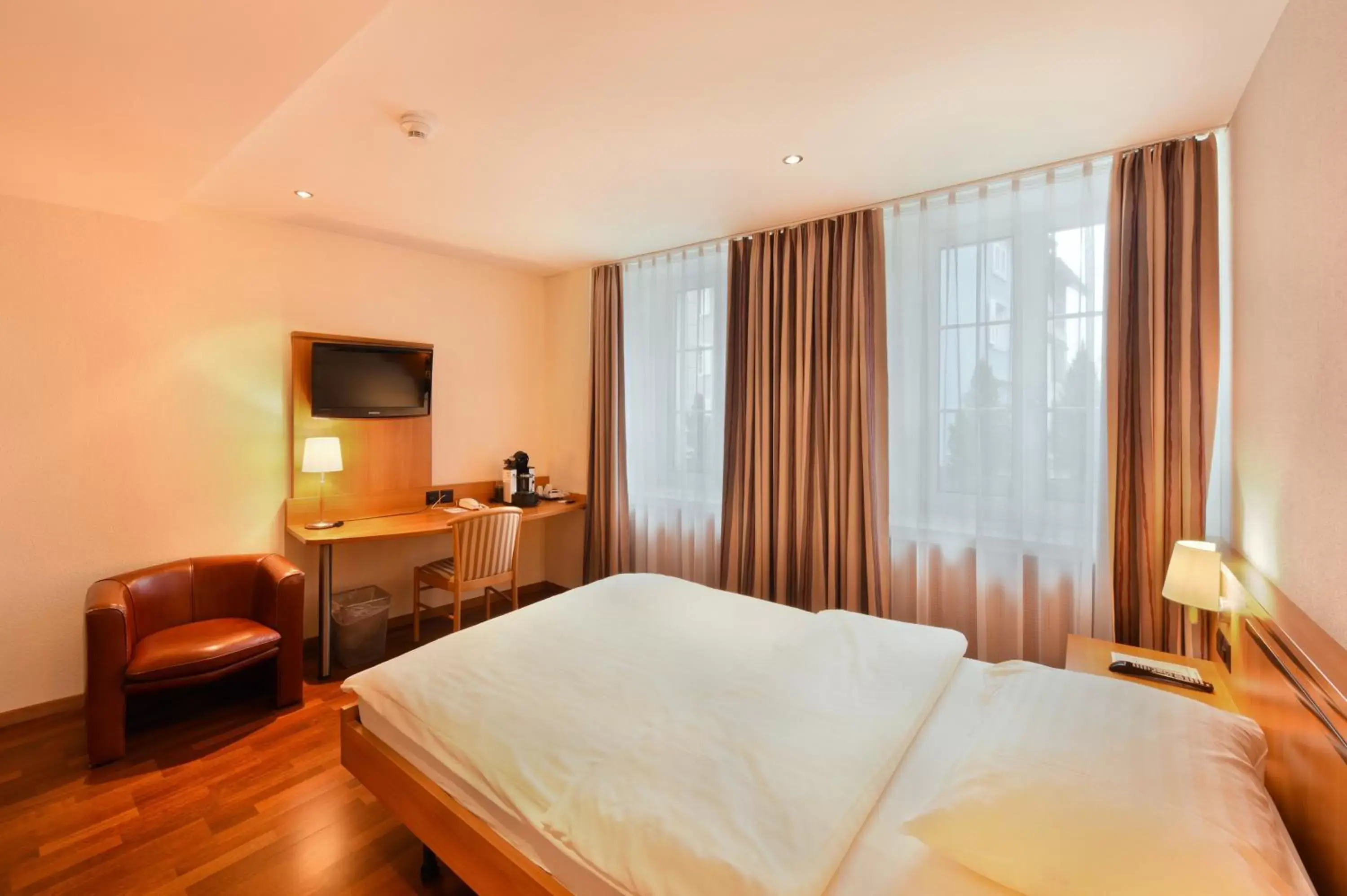 Double or Twin Room in Apart Hotel Amadeo Double or Twin Room in Apart Hotel Amadeo