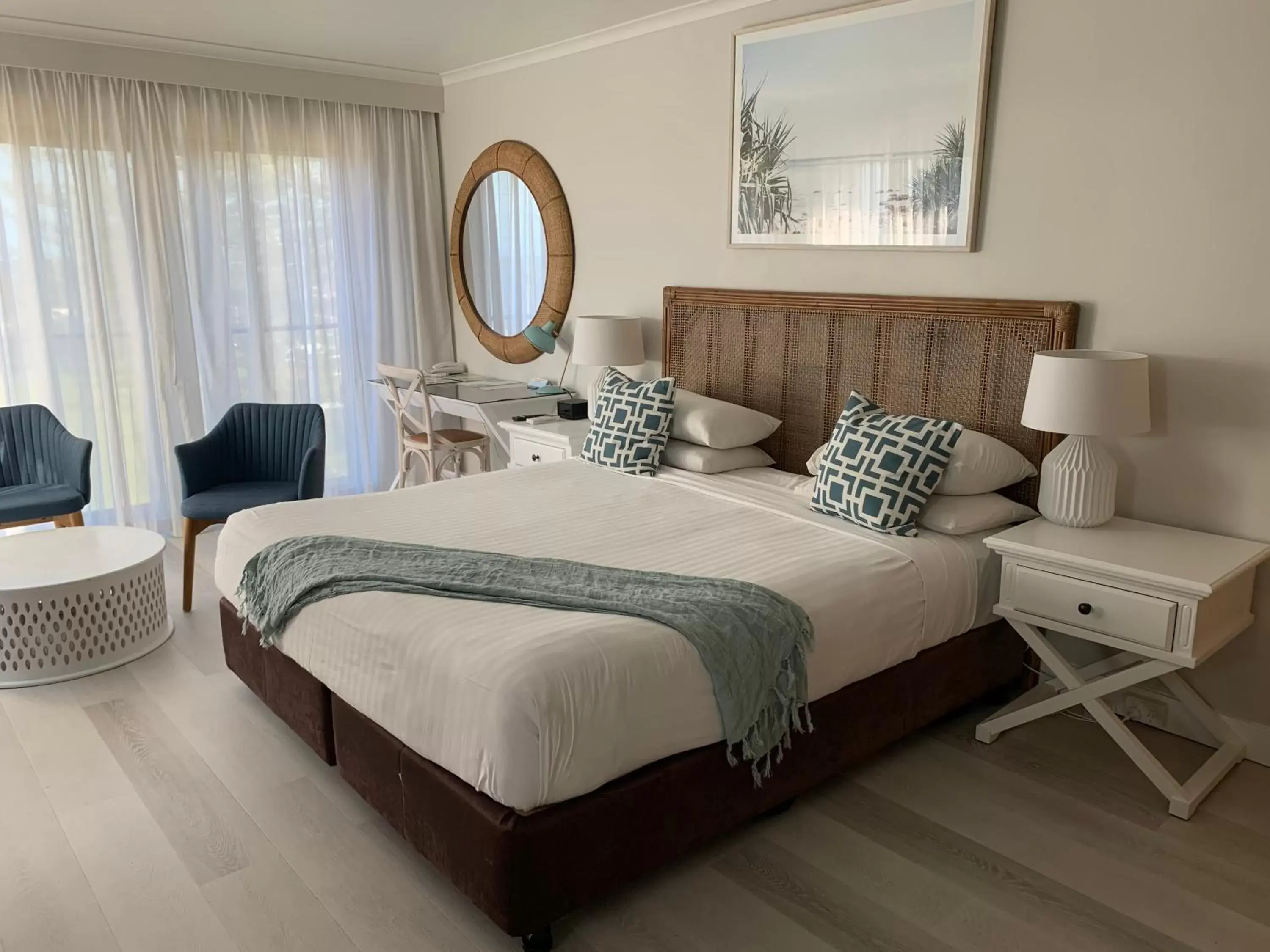 Ocean View Spa Suite in ibis Styles Port Macquarie Ocean View Spa Suite in ibis Styles Port Macquarie