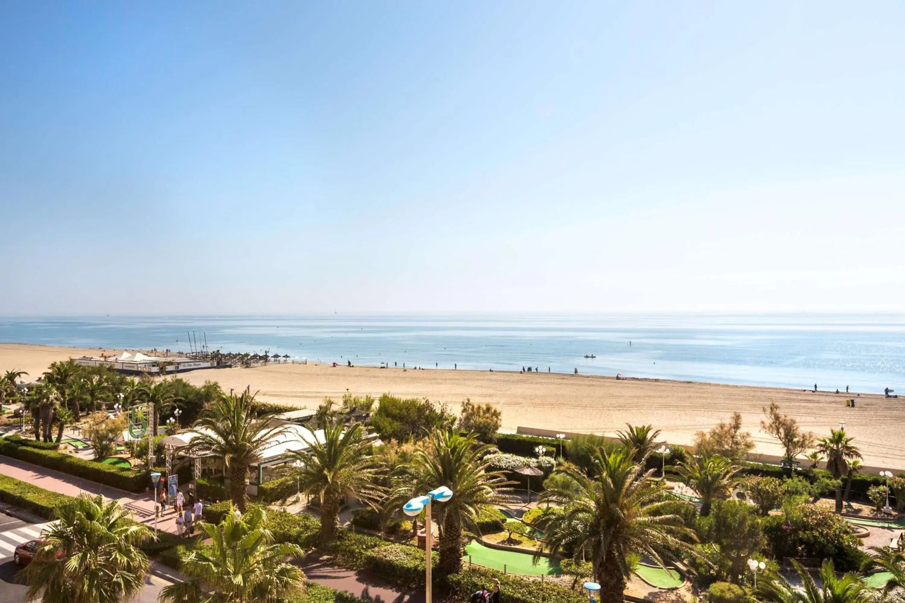Superior Room with Sea View in Best Western Plus Hotel Canet-Plage Superior Room with Sea View in Best Western Plus Hotel Canet-Plage