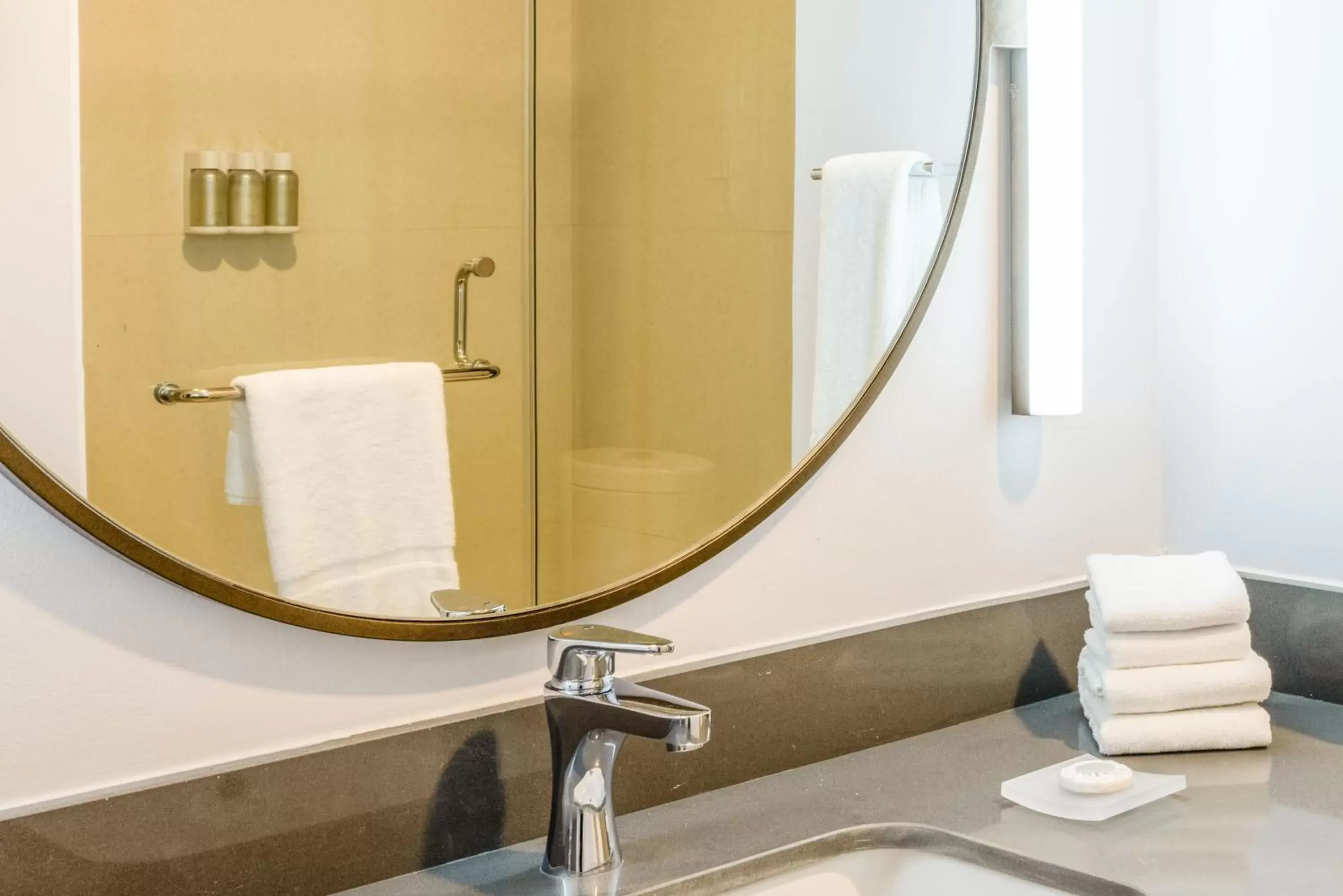 King Room in Fairfield by Marriott Inn & Suites Cancun Downtown King Room in Fairfield by Marriott Inn & Suites Cancun Downtown