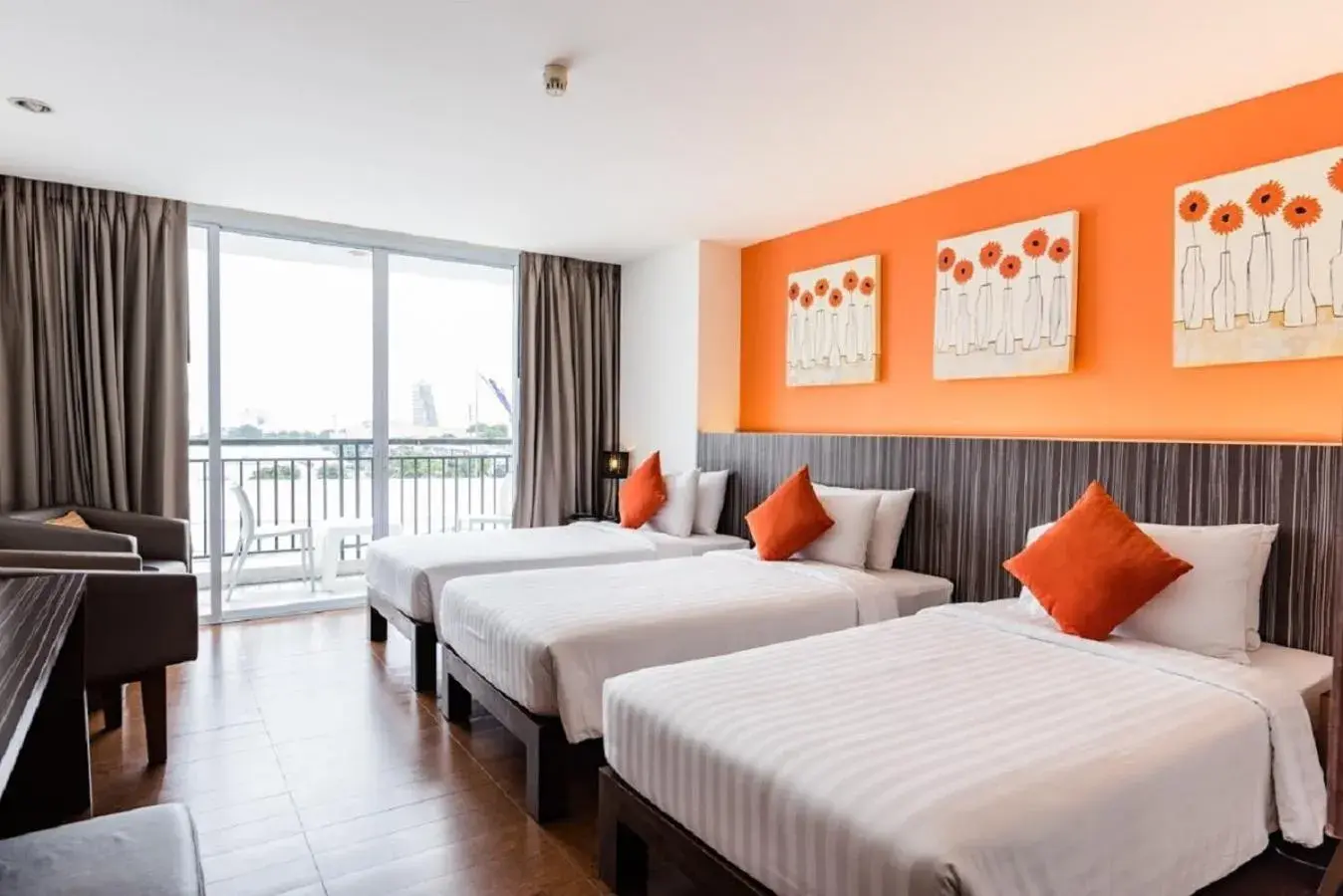 Family Room in Hotel J Pattaya Family Room in Hotel J Pattaya