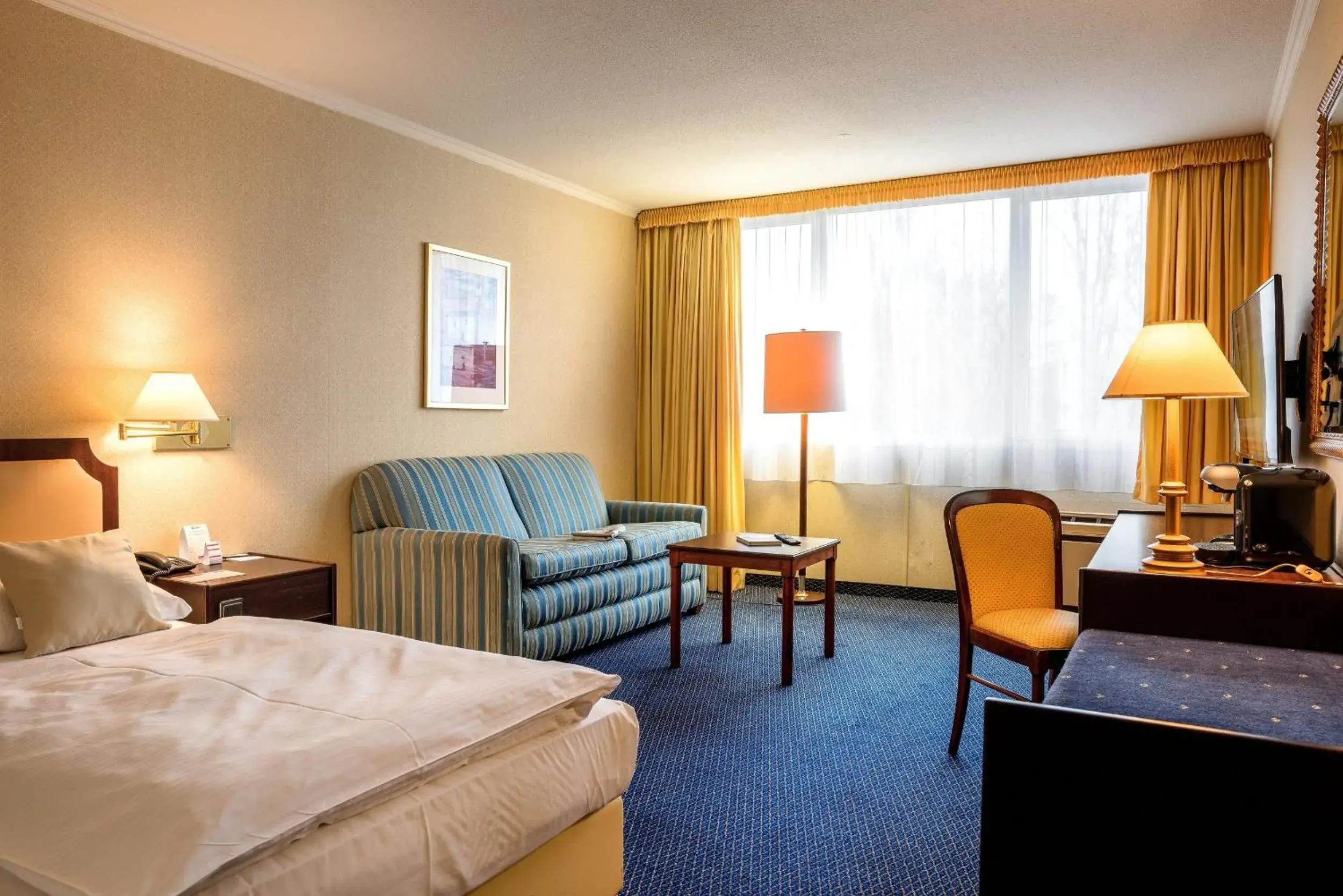 Comfort Single Room in Leoso Hotel Ludwigshafen Comfort Single Room in Leoso Hotel Ludwigshafen