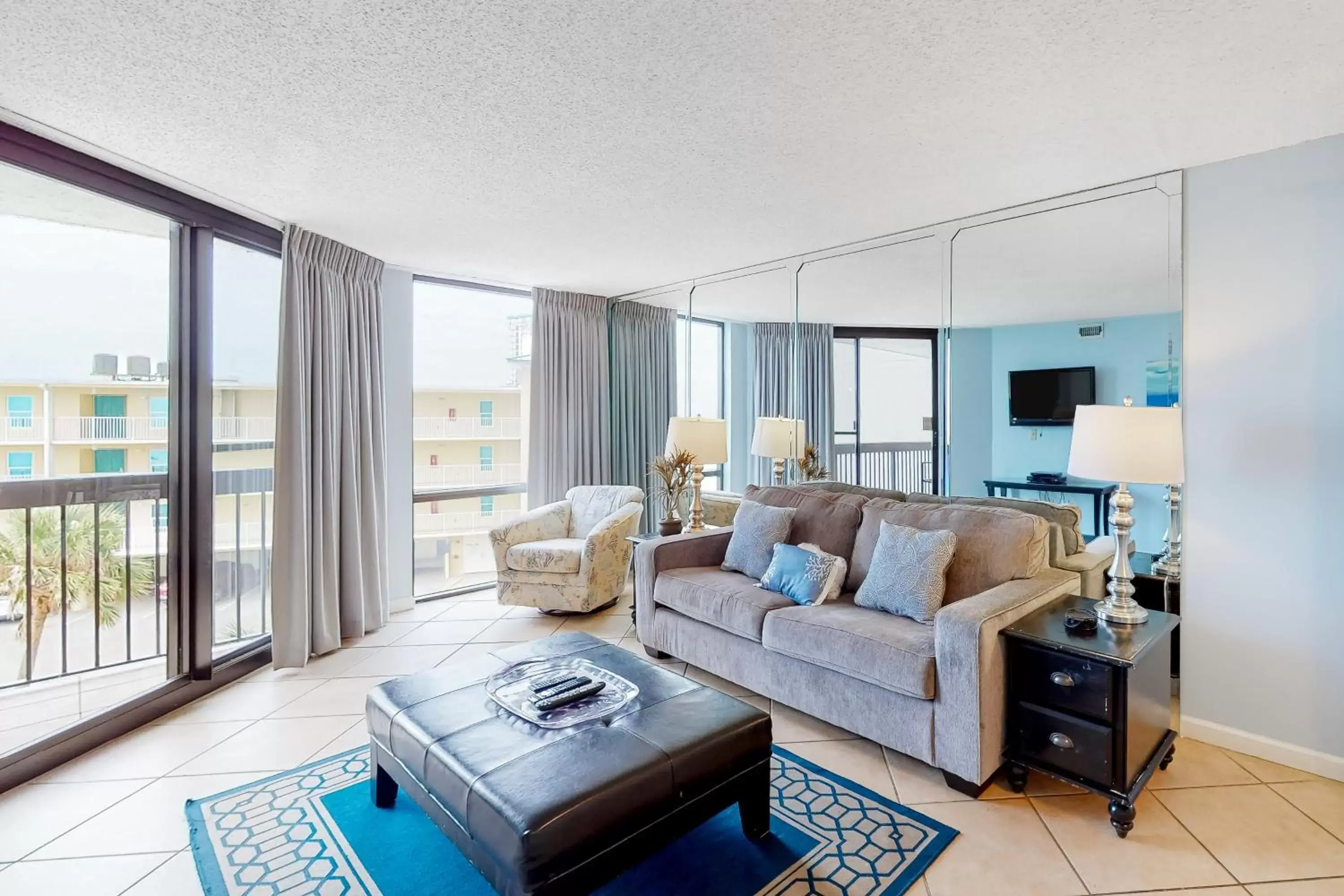 Seating Area in Sundestin Beach Resort 0414 Seating Area in Sundestin Beach Resort 0414