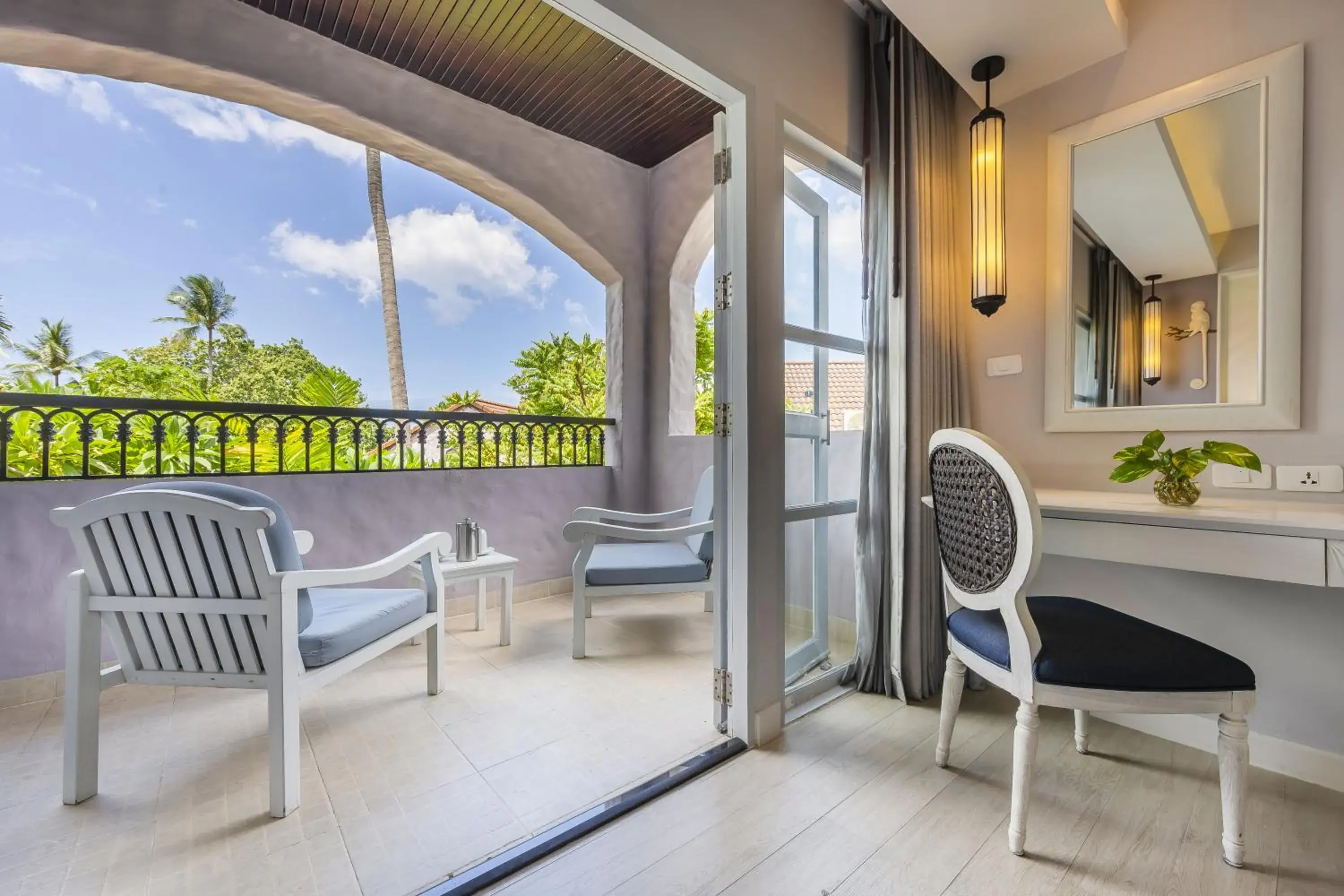 Deluxe, Guest room, 1 King in Sheraton Samui Resort Deluxe, Guest room, 1 King in Sheraton Samui Resort