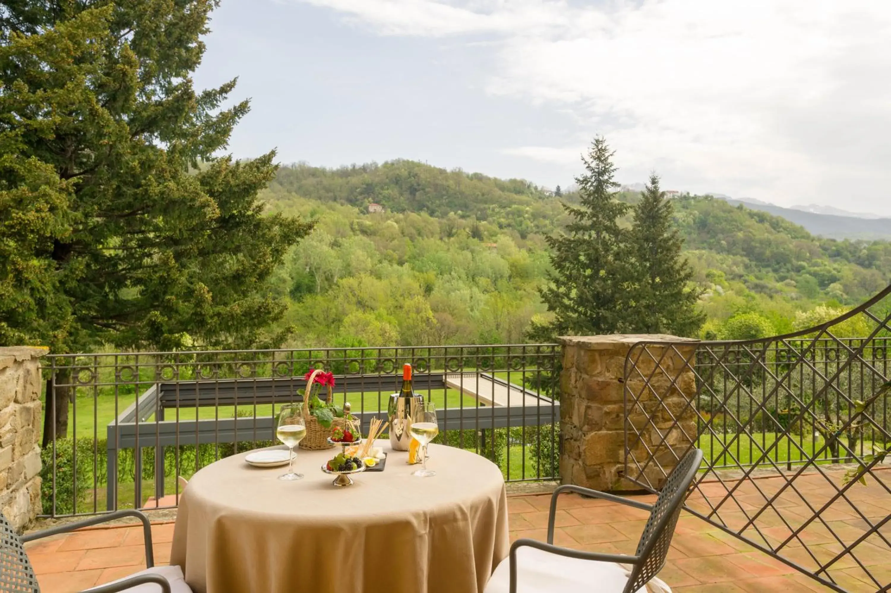 Superior Double Room in Cà Del Moro Resort Superior Double Room in Cà Del Moro Resort