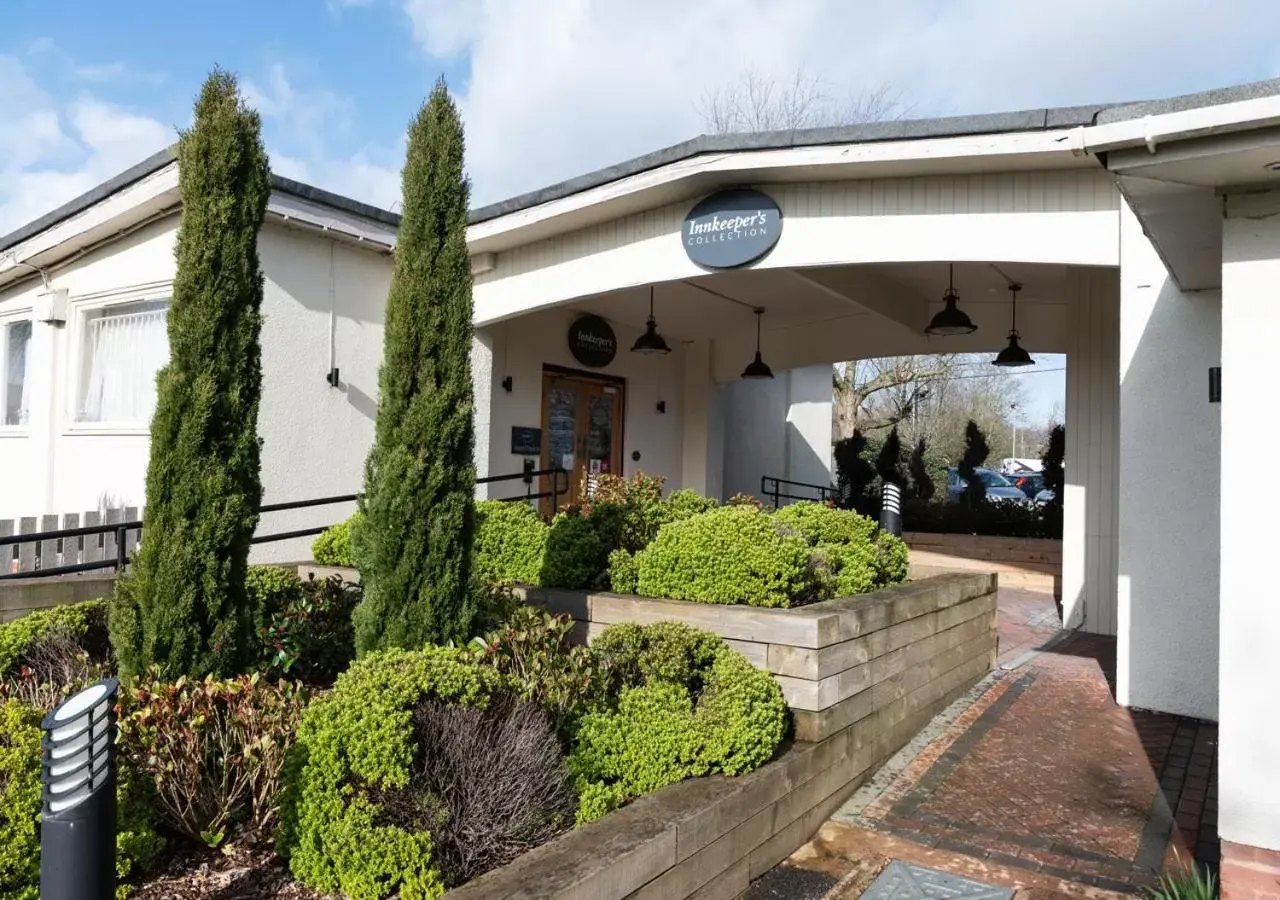 Facade/entrance, Property Building in Toby Carvery Exeter M5 J30 by Innkeeper's Collection Facade/entrance, Property Building in Toby Carvery Exeter M5 J30 by Innkeeper's Collection