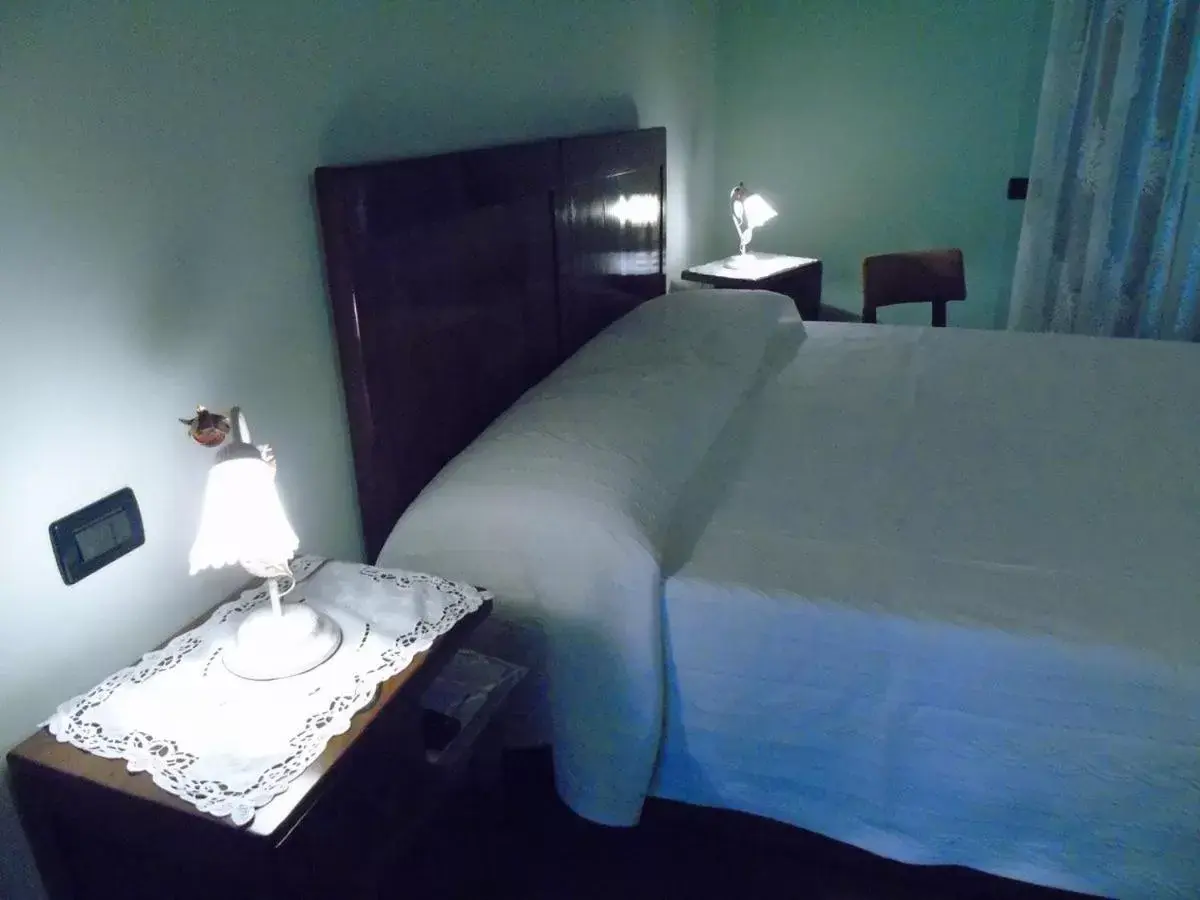 Double Room in B&B Ai Cipressi Double Room in B&B Ai Cipressi