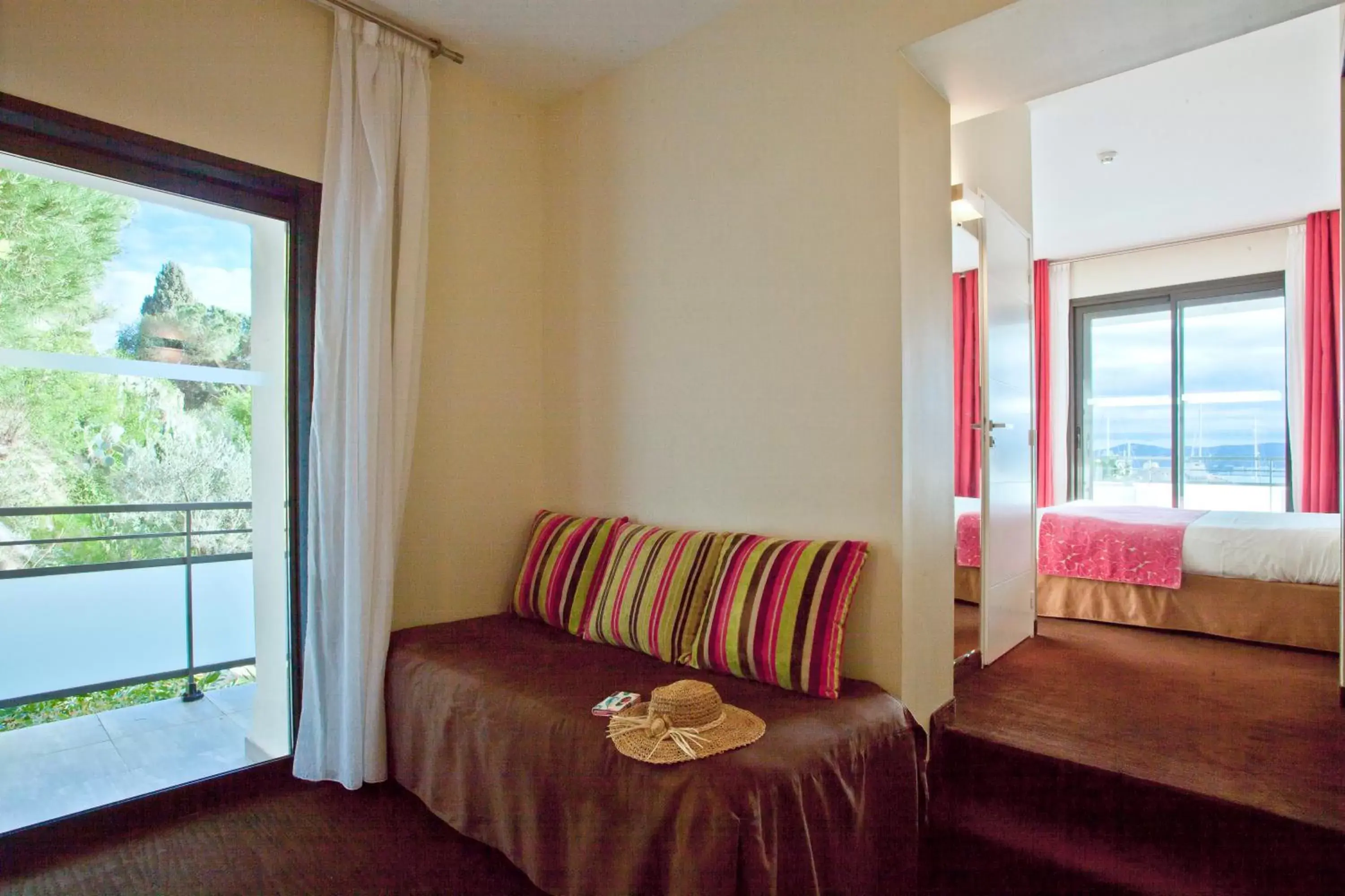 Junior suite with Seaview - second floor in Hôtel Baptistin Junior suite with Seaview - second floor in Hôtel Baptistin