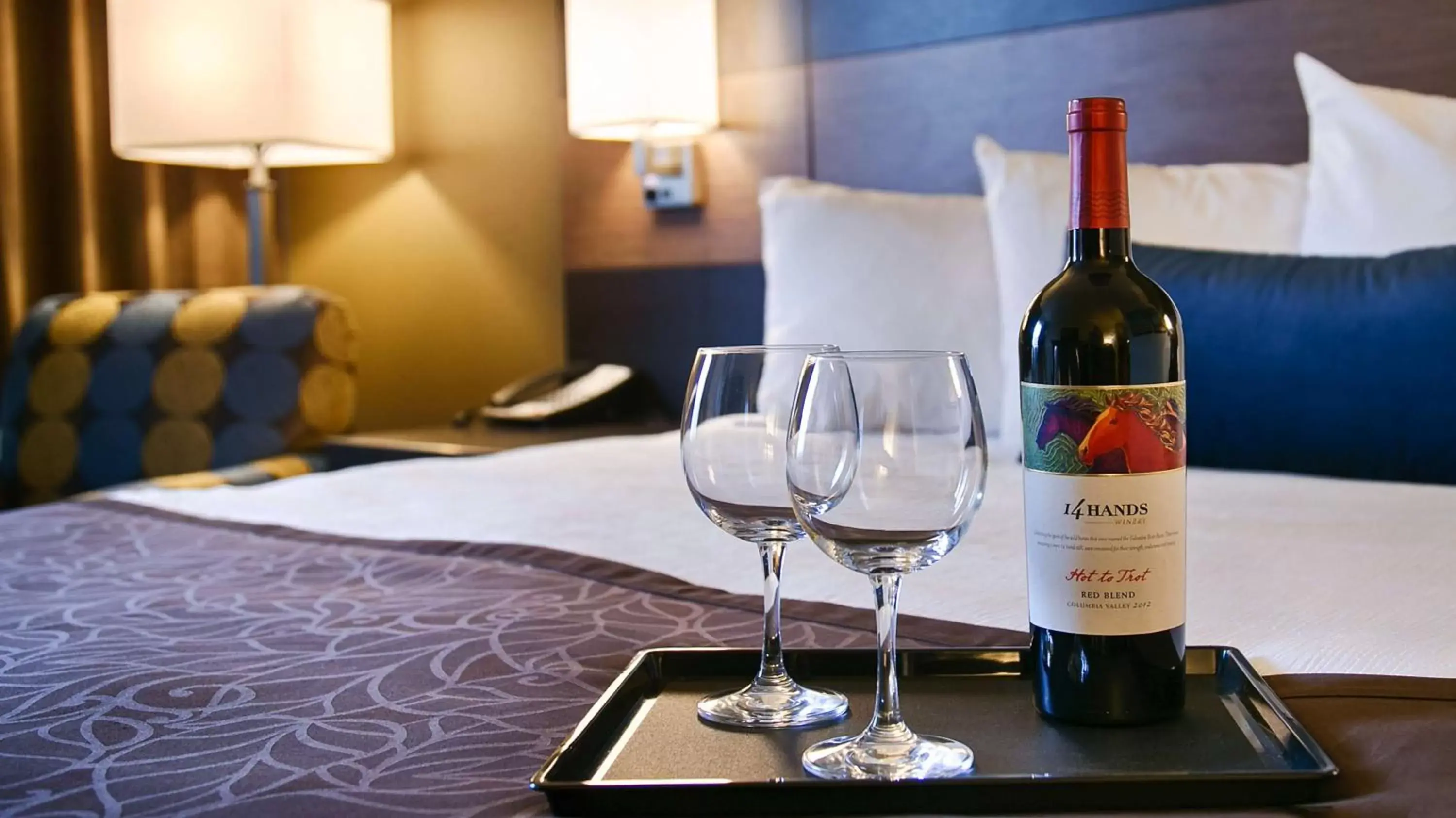 King Room in Best Western Plus University Inn King Room in Best Western Plus University Inn