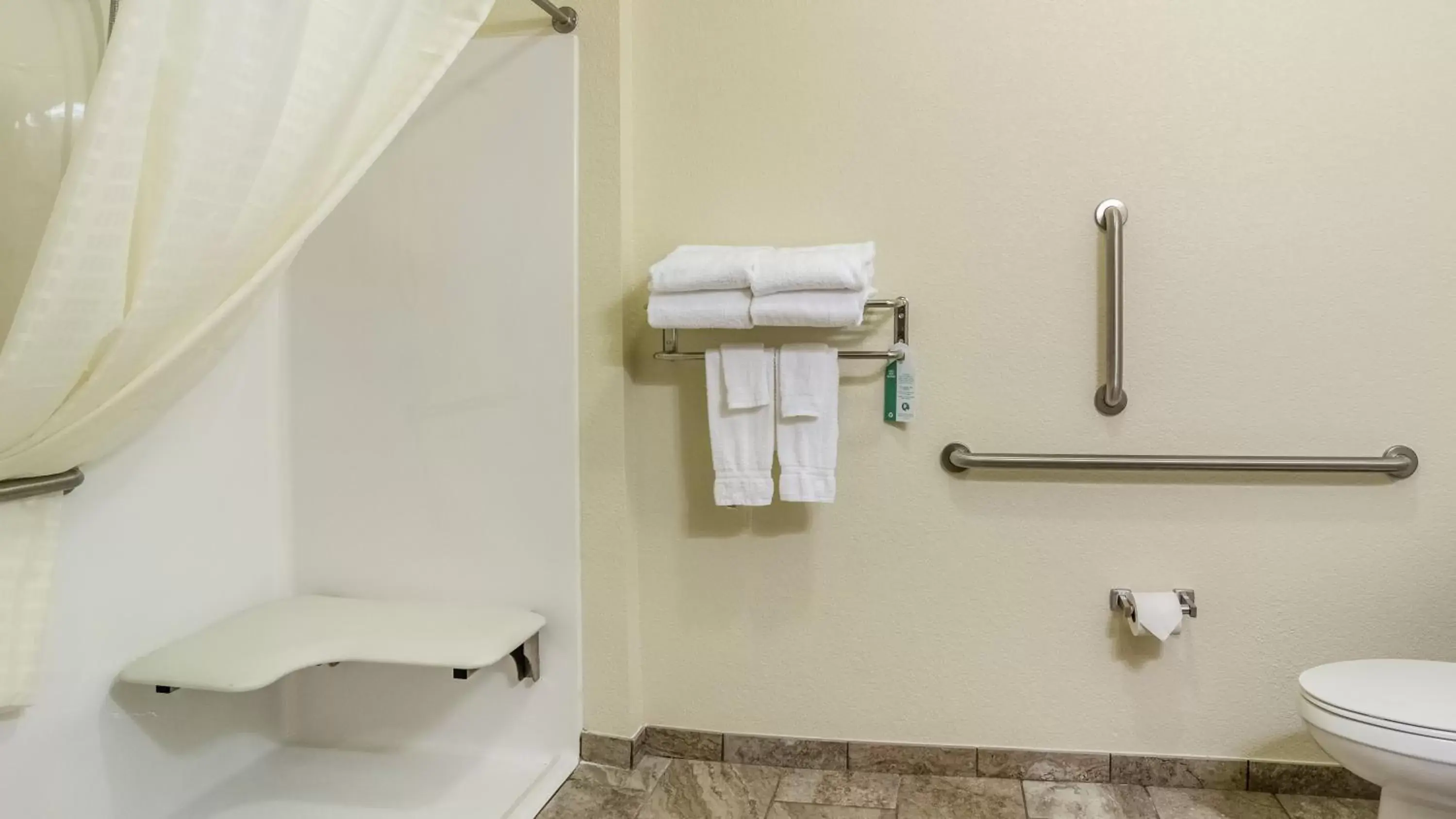 Cobblestone Hotel & Suites - Newport Cobblestone Hotel & Suites - Newport