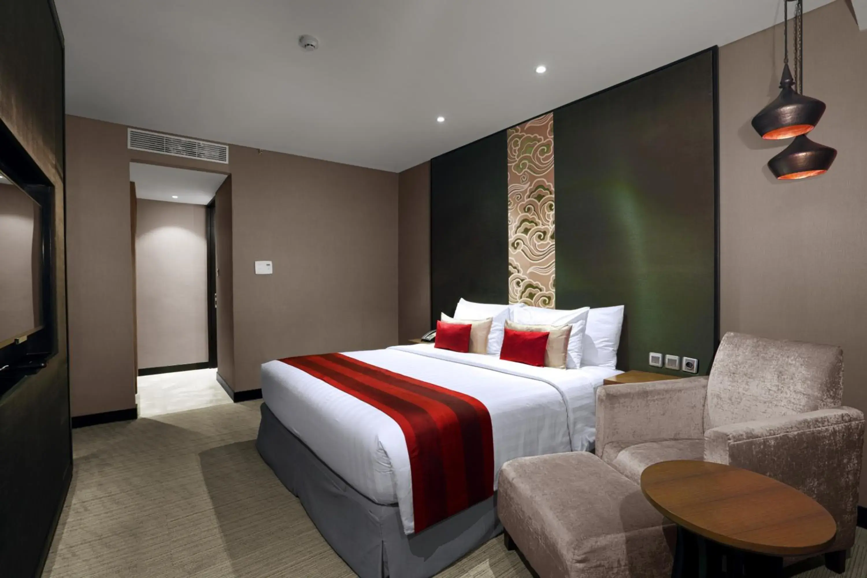 Business Suite in Aston Priority Simatupang Hotel and Conference Center Business Suite in Aston Priority Simatupang Hotel and Conference Center