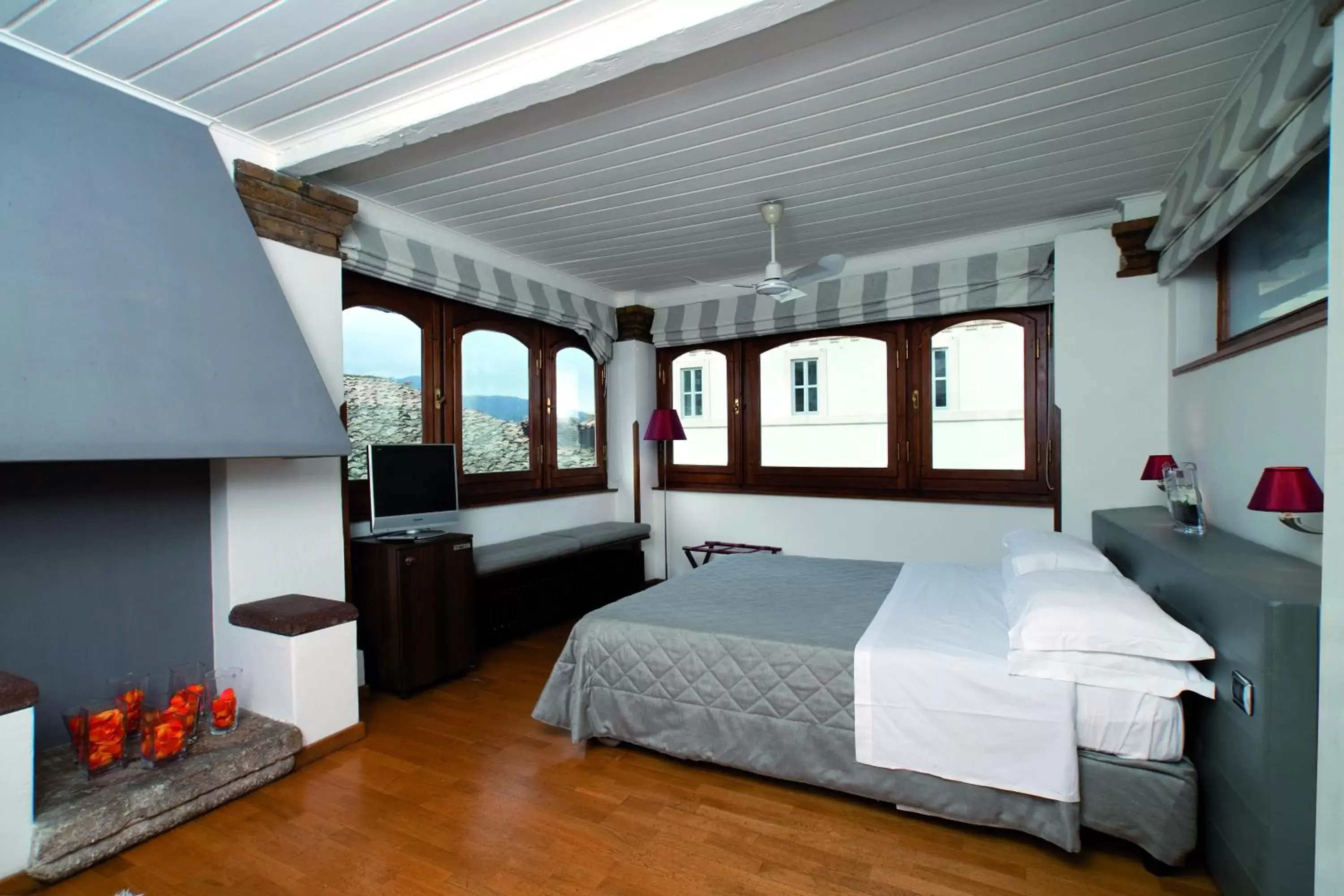 Junior Suite in Hotel Charleston Junior Suite in Hotel Charleston