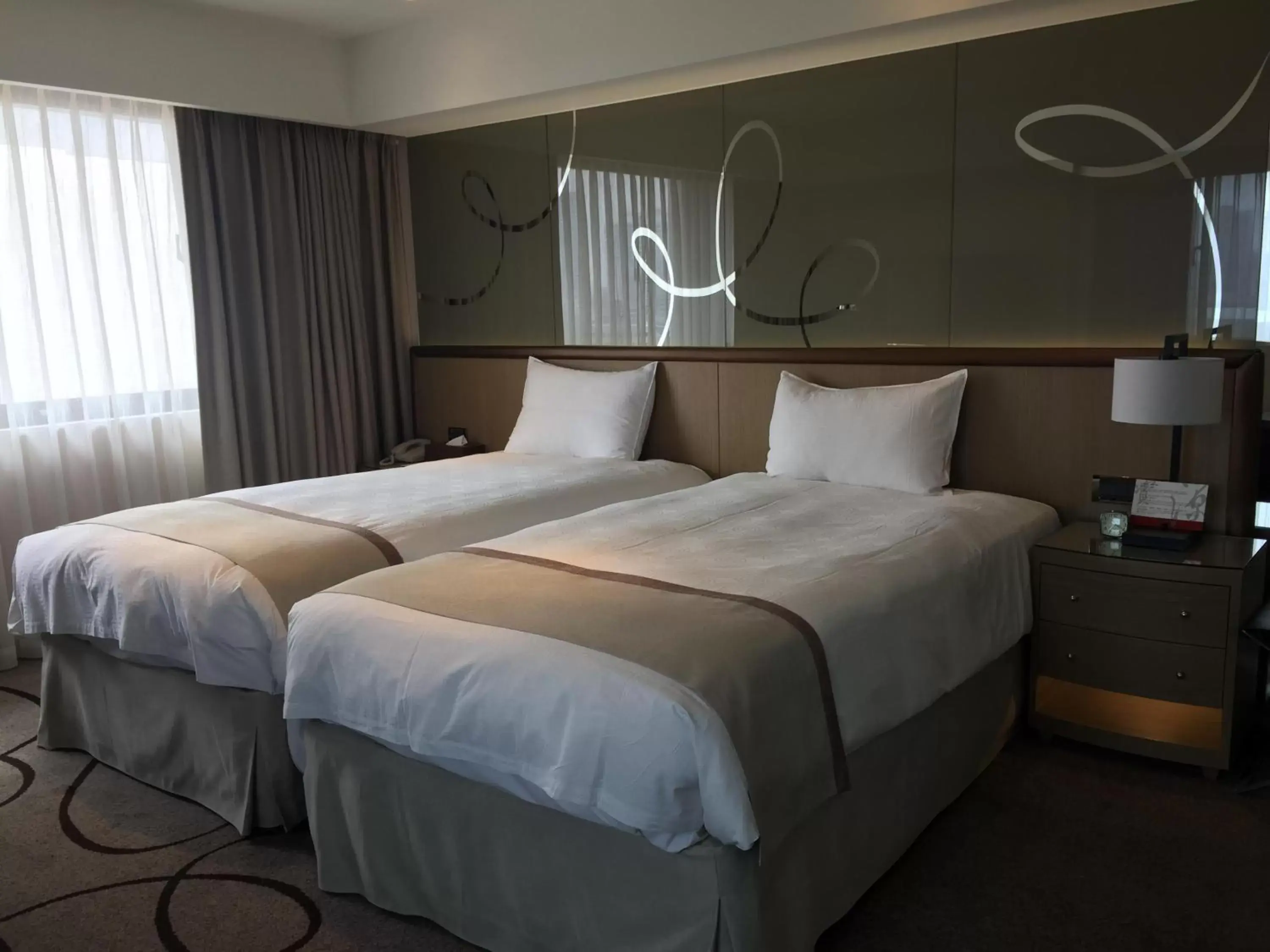 Deluxe Twin Room in Kaohsiung Chateau de Chine Hotel Deluxe Twin Room in Kaohsiung Chateau de Chine Hotel