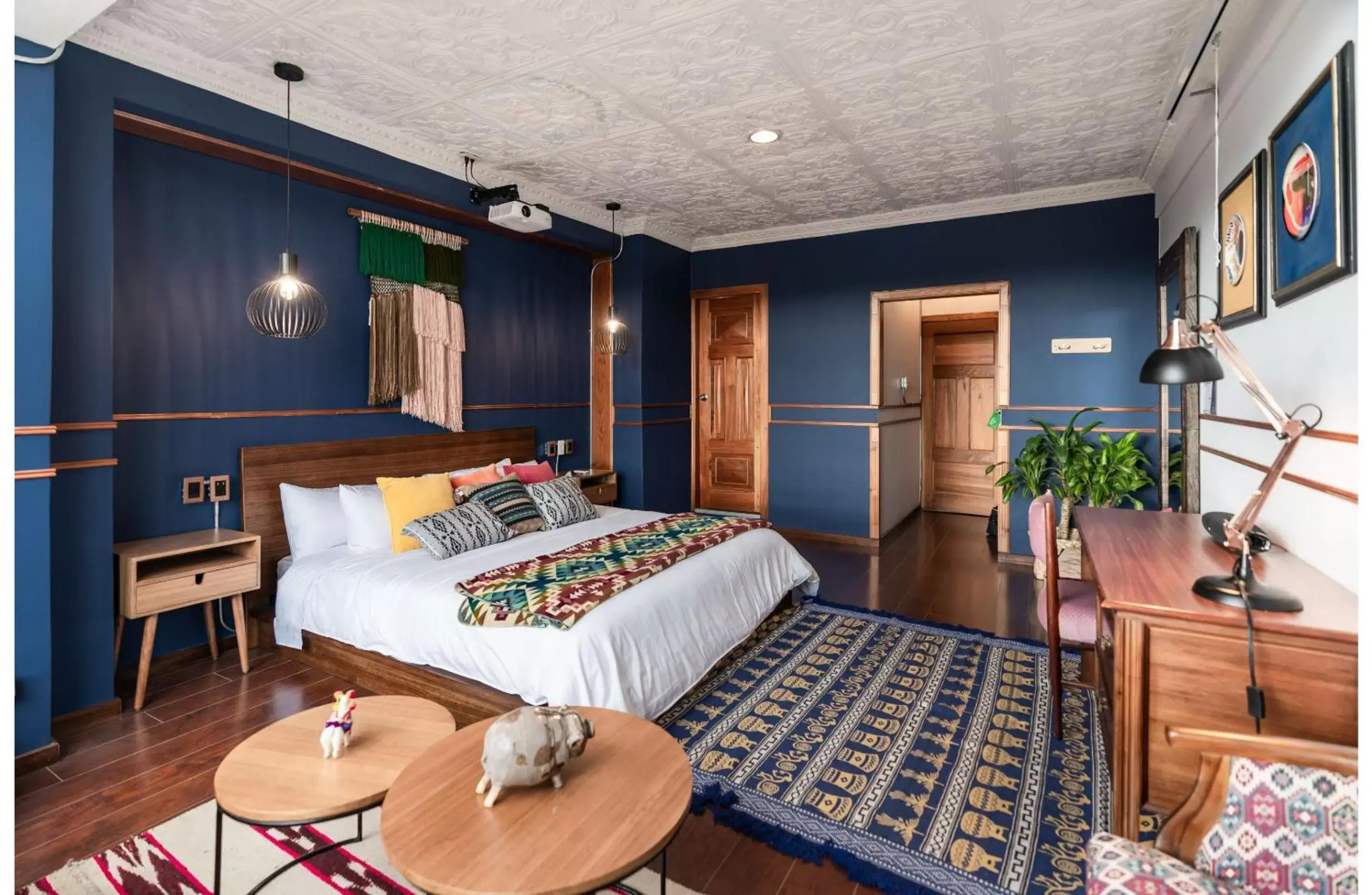 Selina Cuenca Selina Cuenca