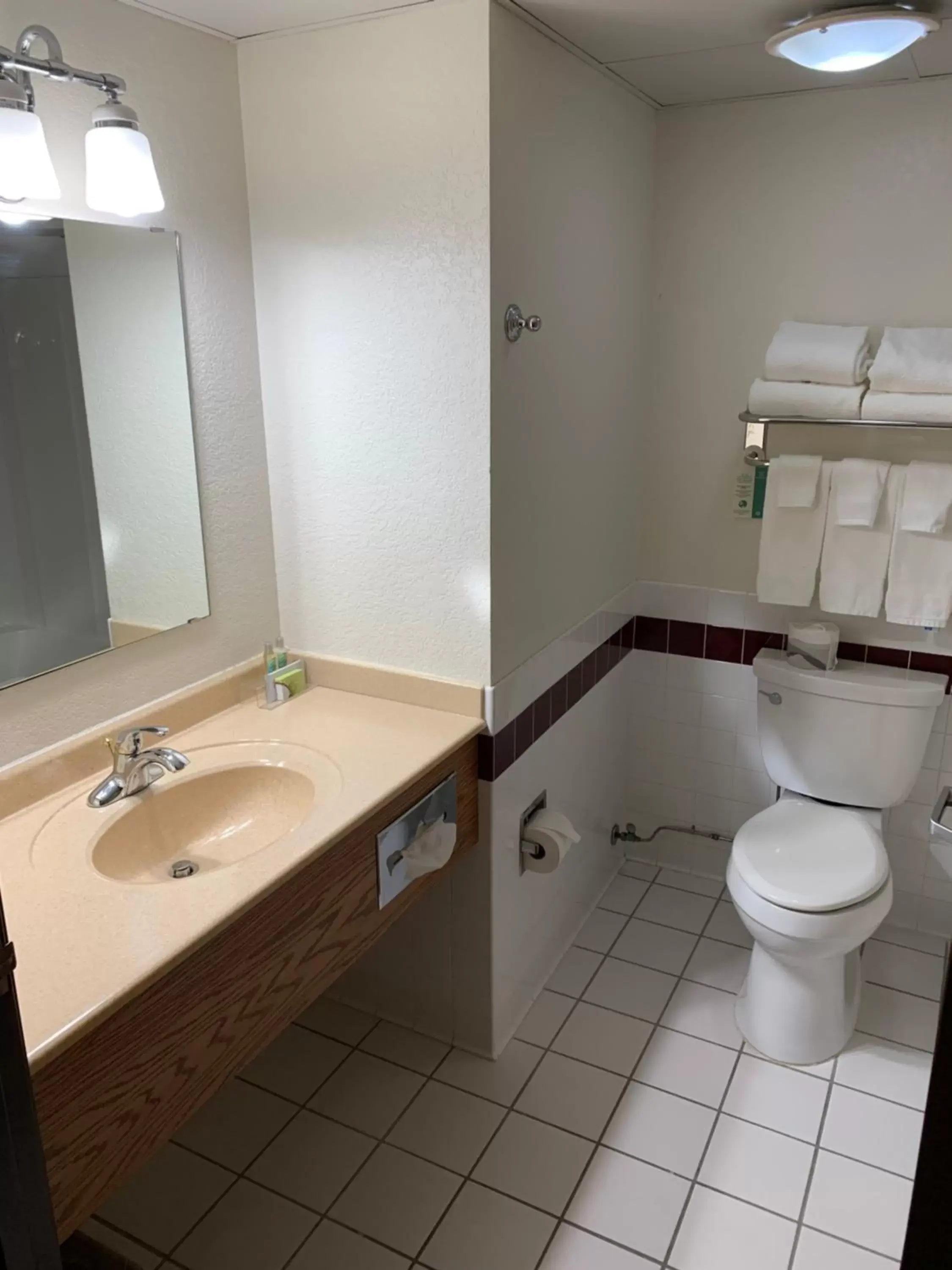 Standard Double Room in Nichols Inn of Red Wing Standard Double Room in Nichols Inn of Red Wing