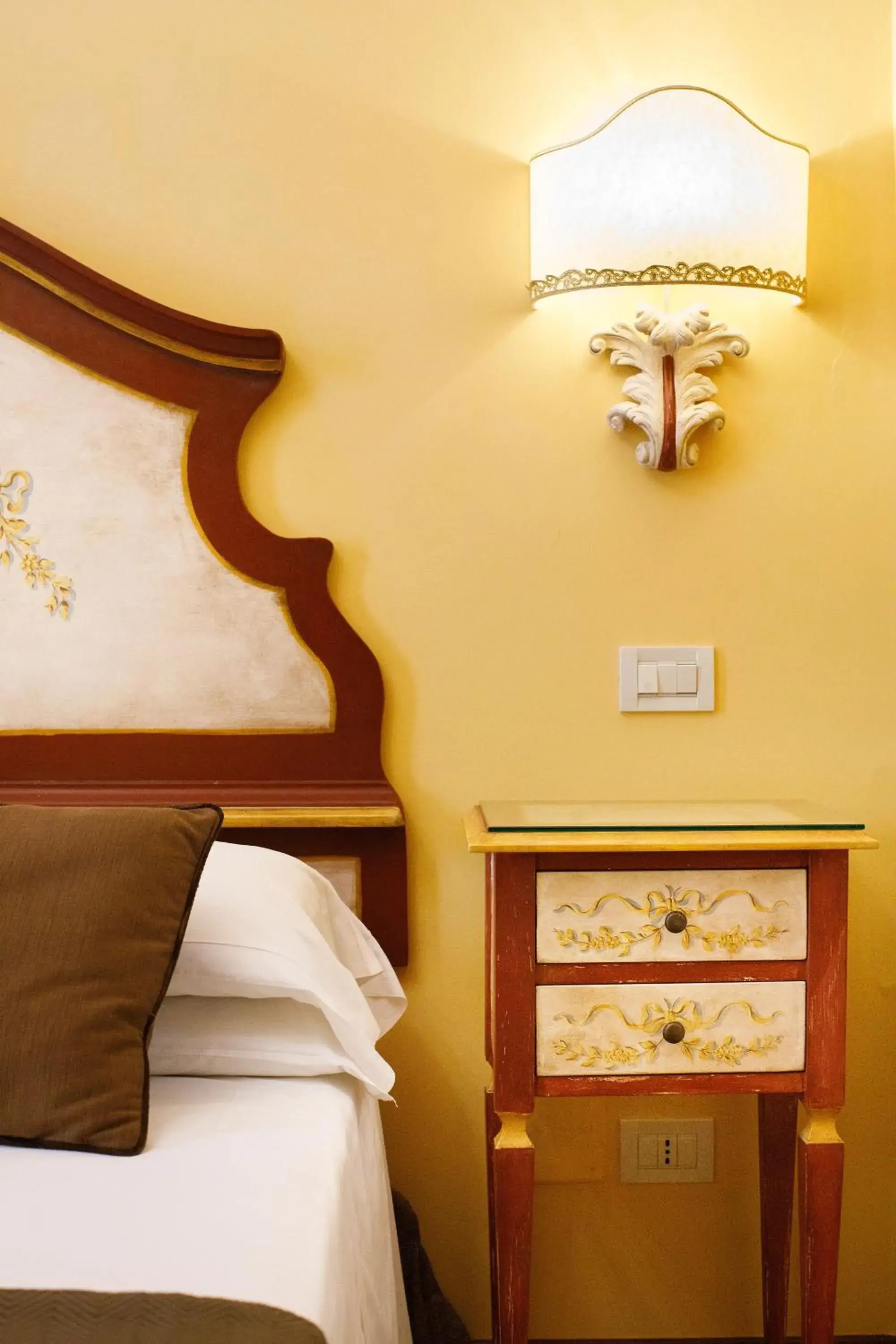 Classic Double Room in Hotel Palazzo Guardati Classic Double Room in Hotel Palazzo Guardati