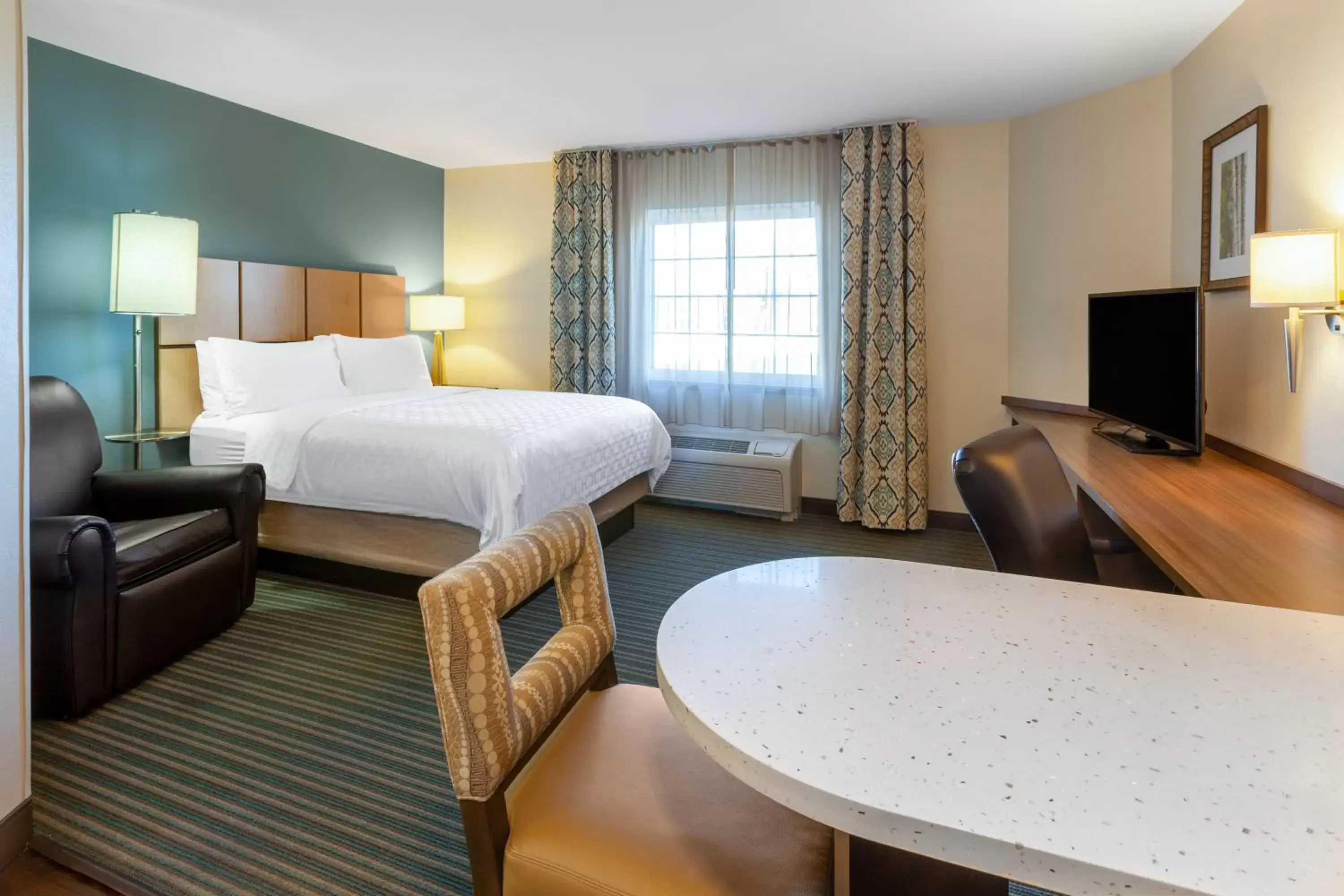 Studio Queen Suite in Candlewood Suites-West Springfield by IHG Studio Queen Suite in Candlewood Suites-West Springfield by IHG