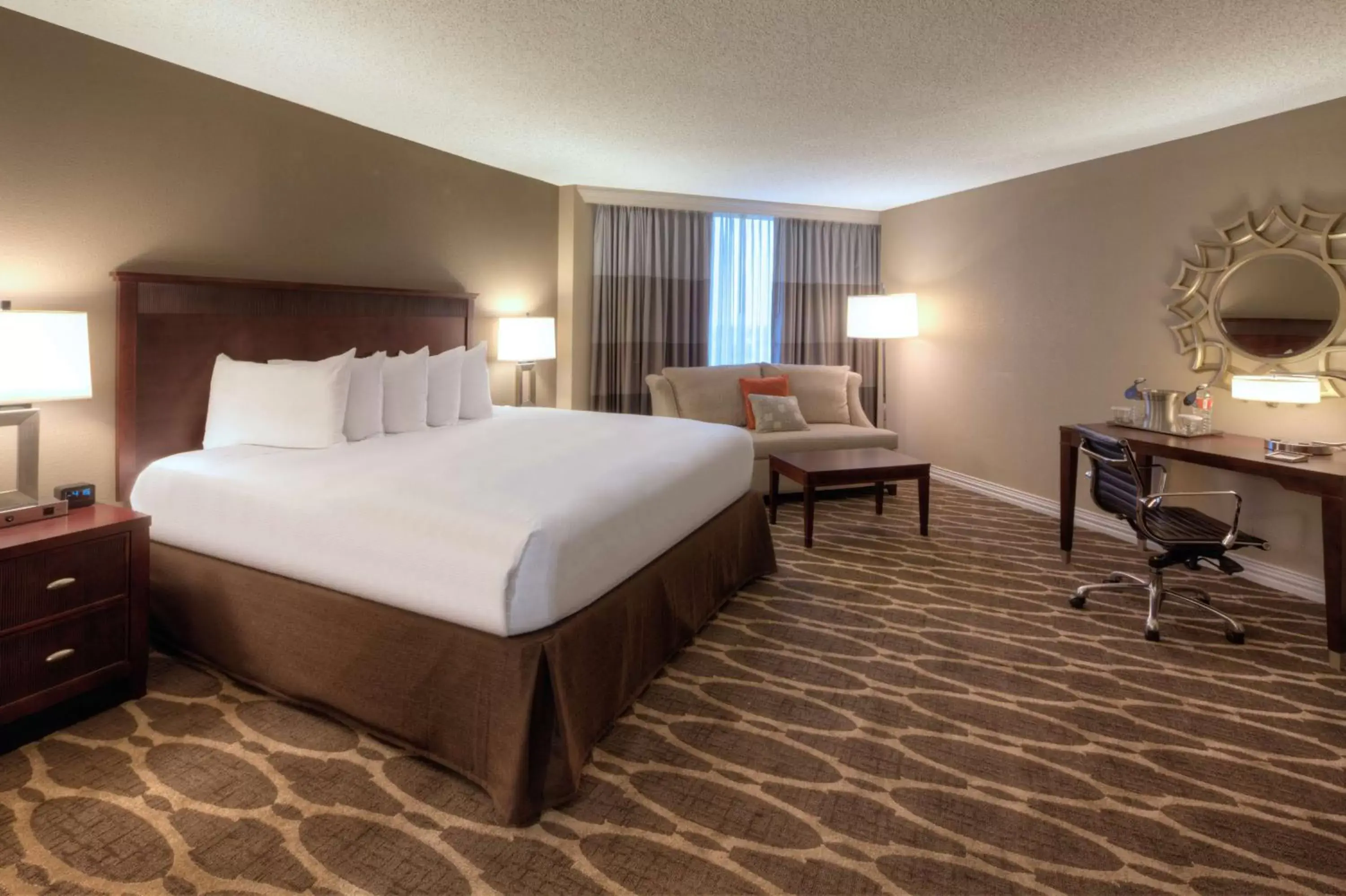 Executive King Room in Hilton Houston Westchase Executive King Room in Hilton Houston Westchase